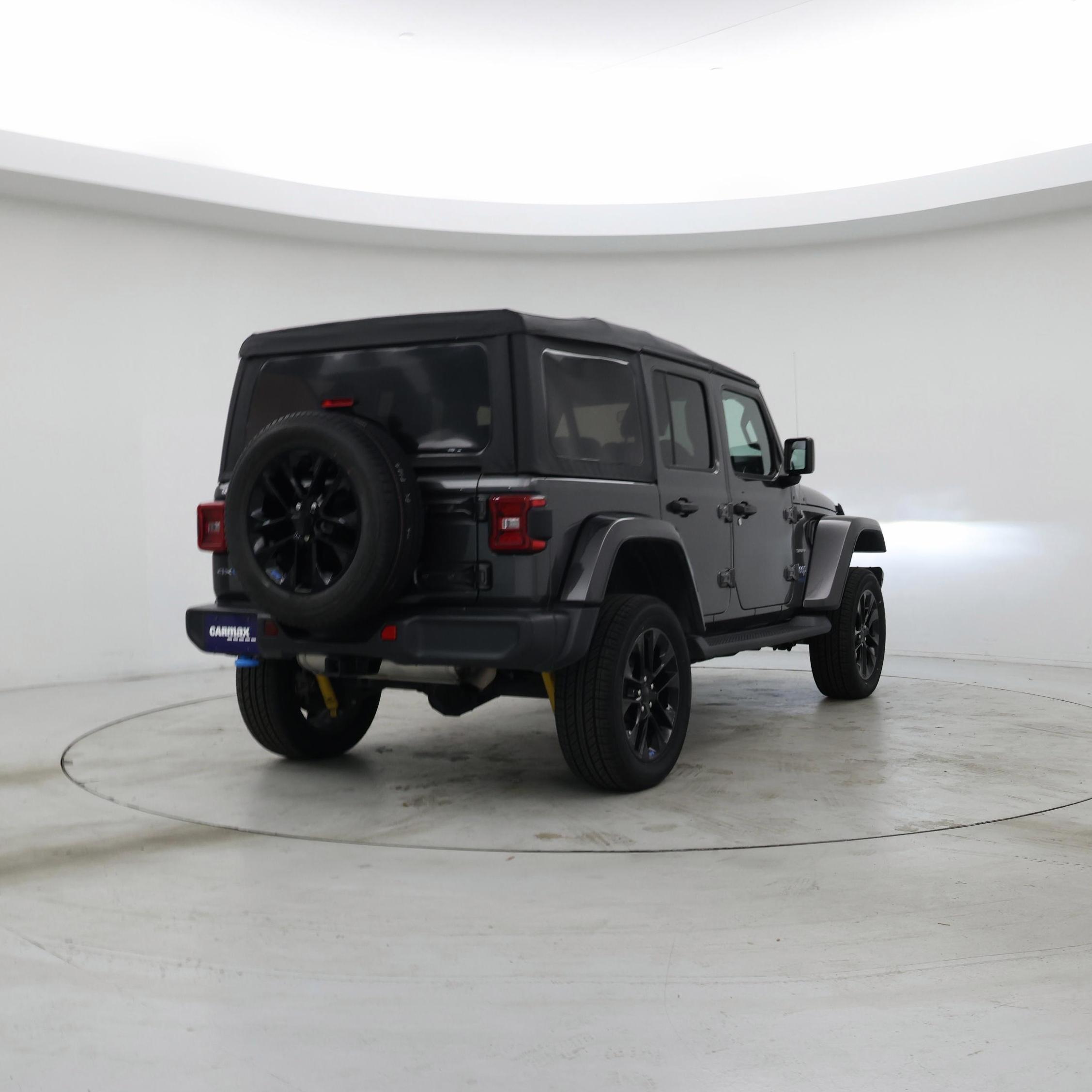 Thumbnail: 2022 Jeep Wrangler - 8