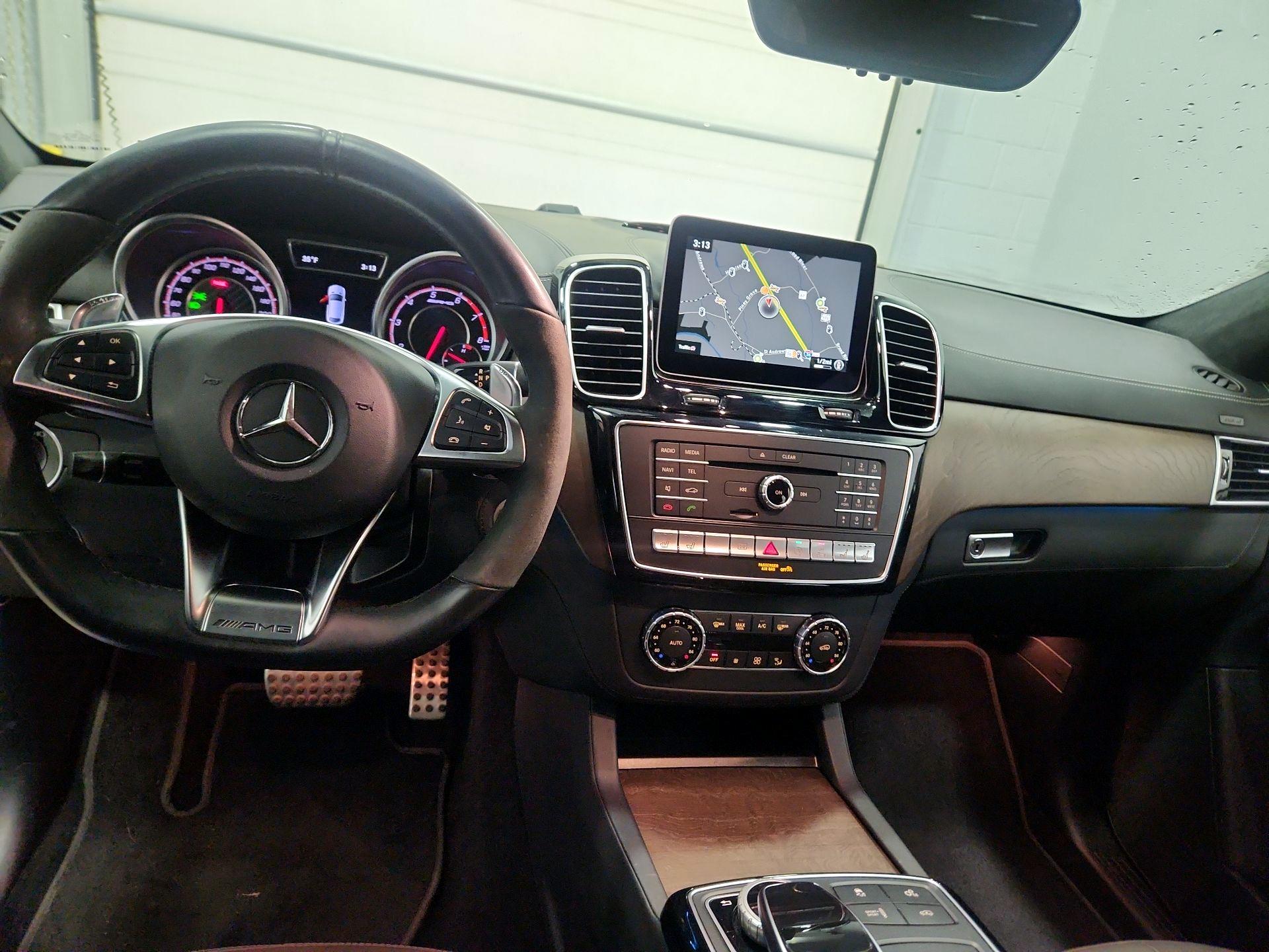 Thumbnail: 2018 Mercedes-Benz GL-Class - 9