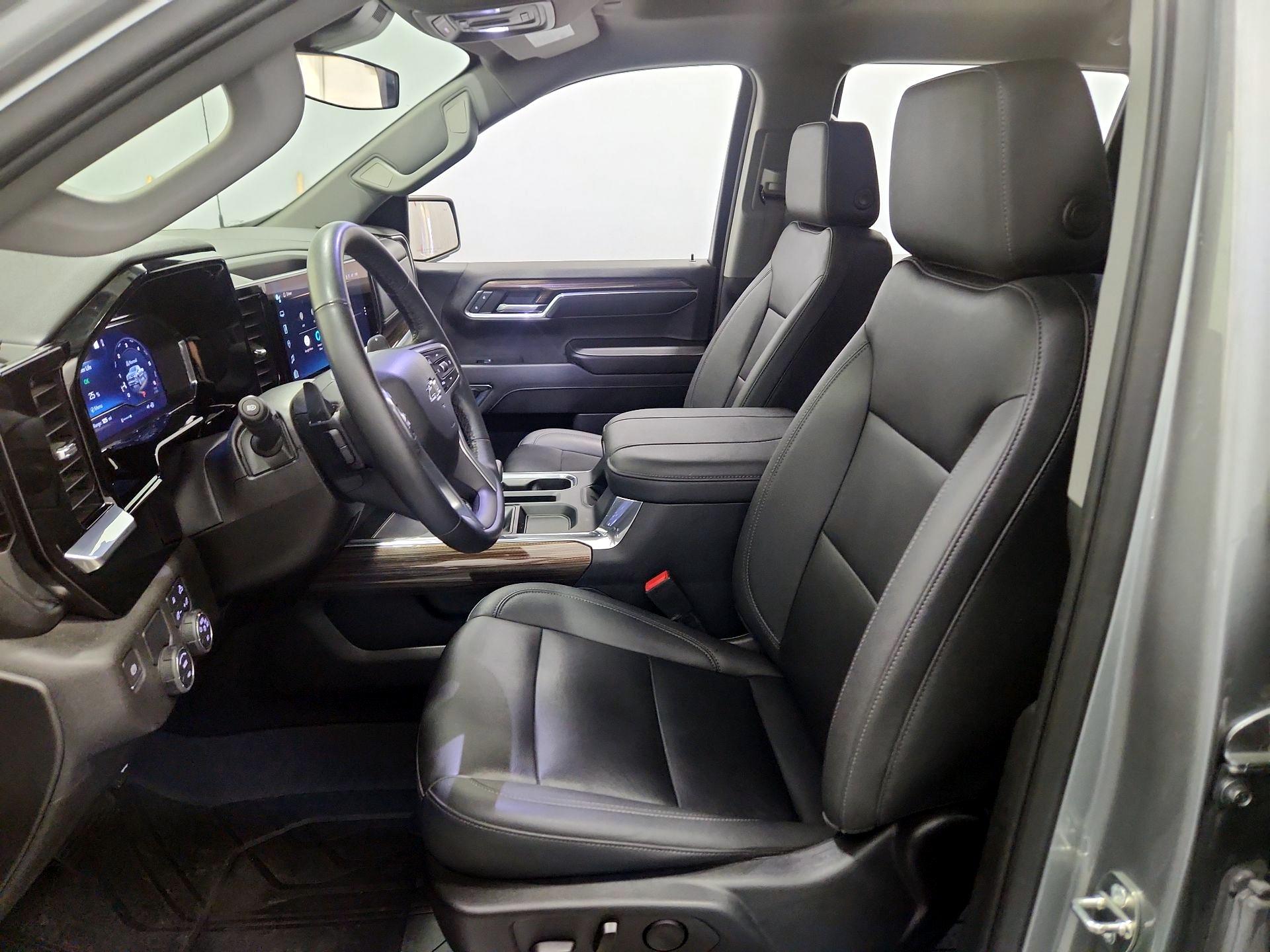 Thumbnail: 2023 Chevrolet Silverado 1500 - 11