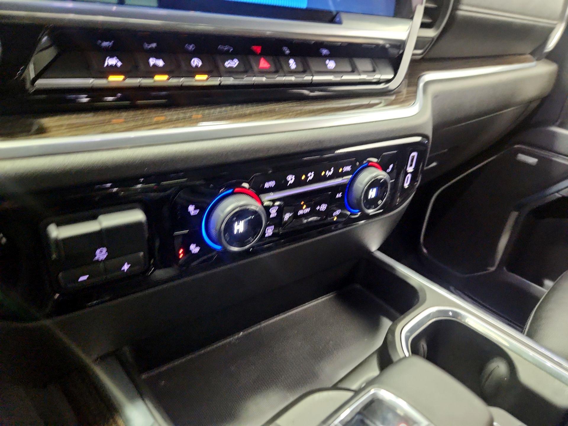 Thumbnail: 2023 Chevrolet Silverado 1500 - 16