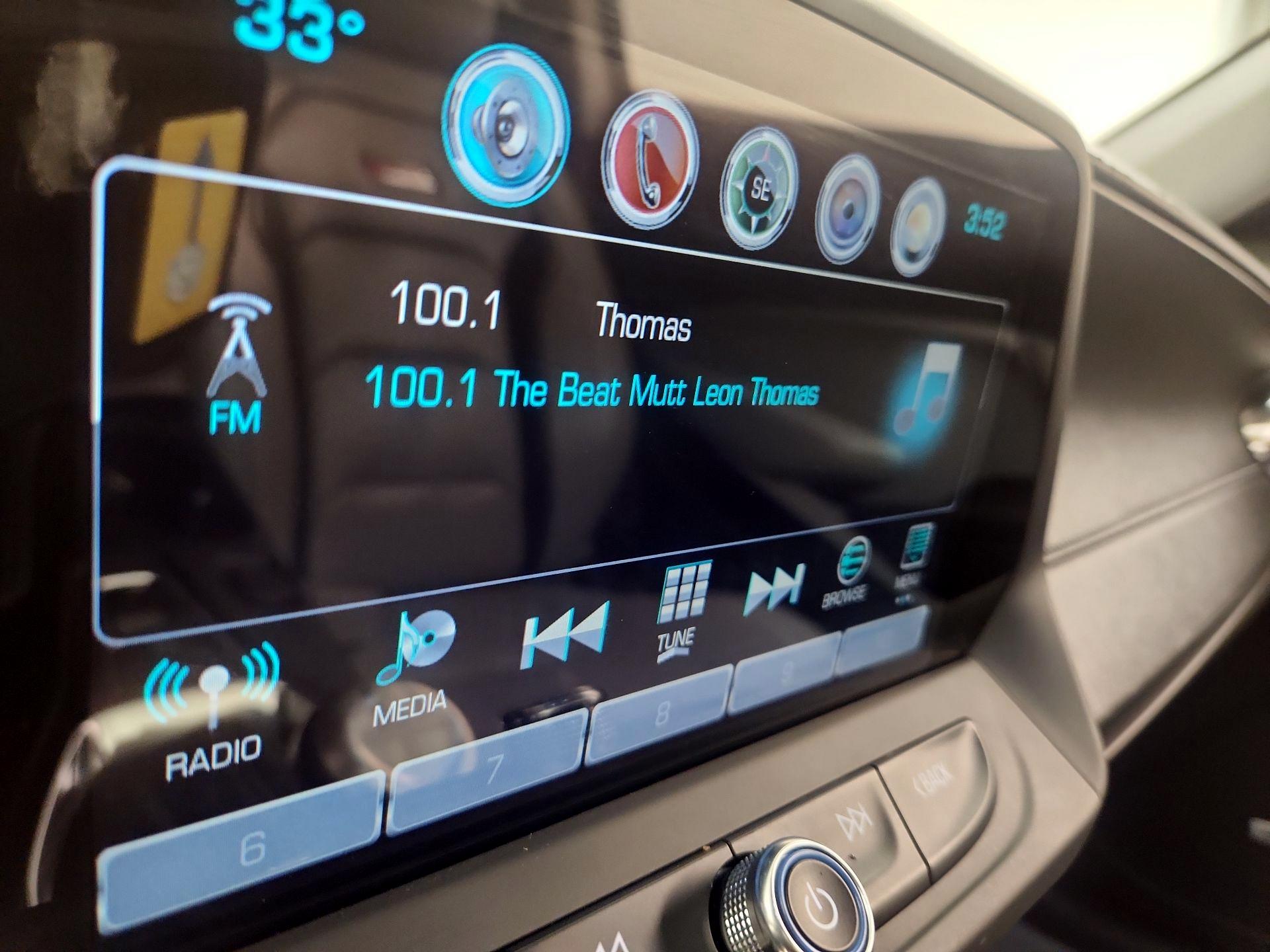 Thumbnail: 2018 Chevrolet Camaro - 14