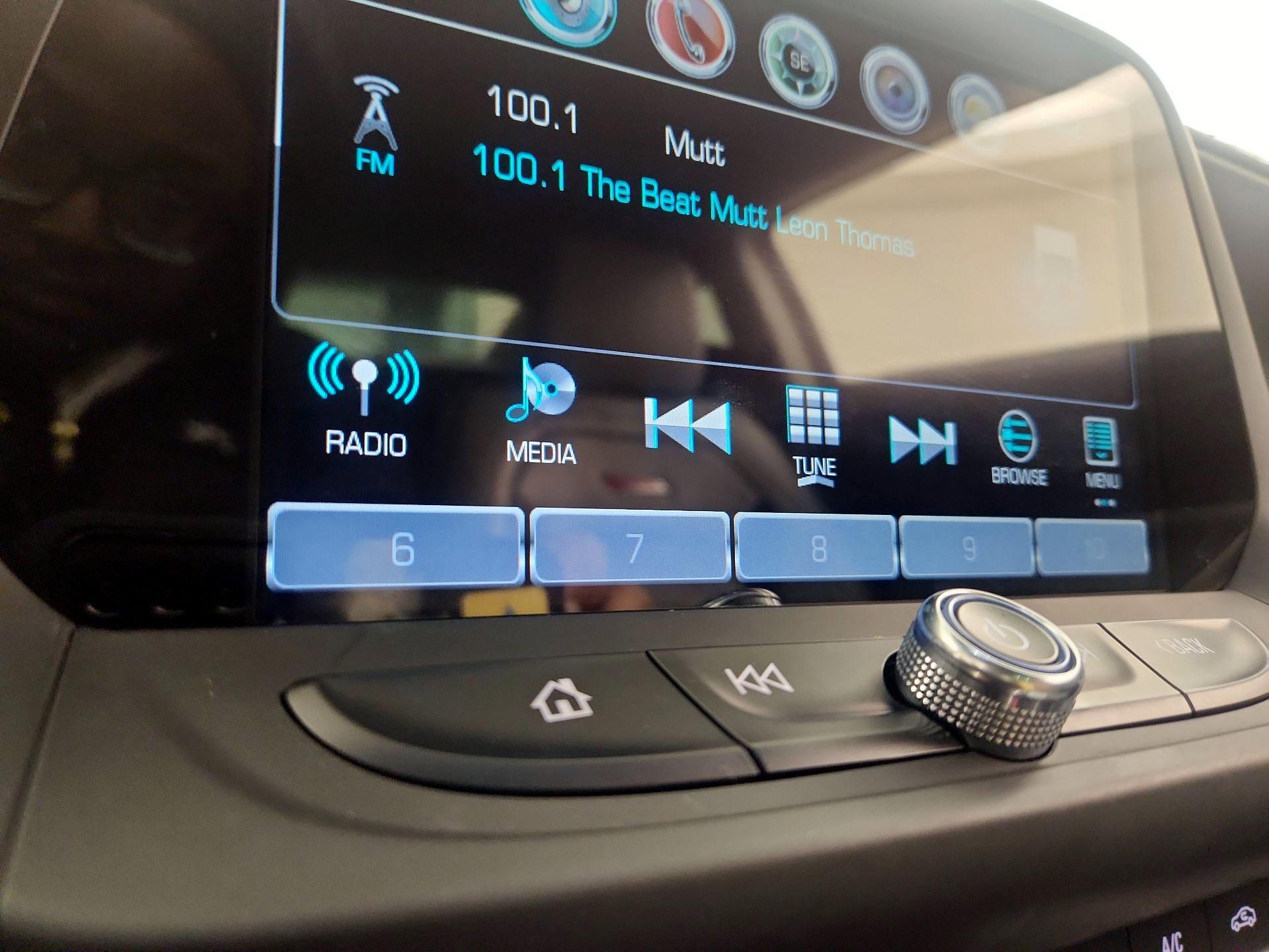 Thumbnail: 2018 Chevrolet Camaro - 15