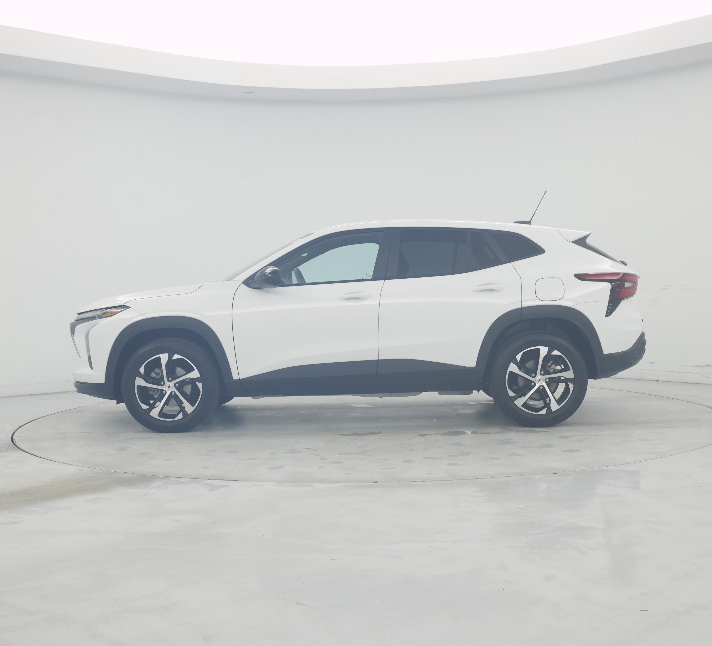 Thumbnail: 2025 Chevrolet Trax - 3