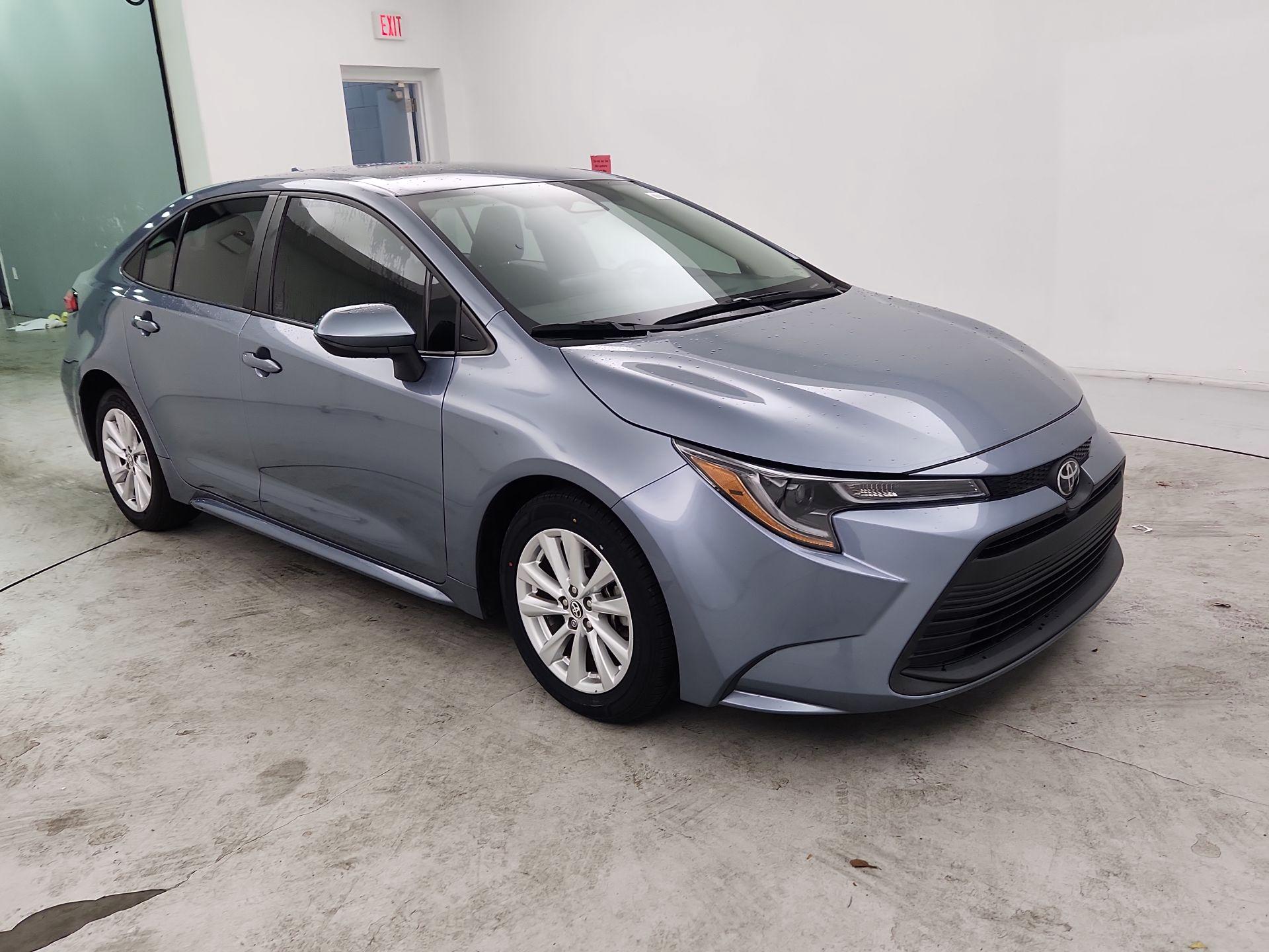 Thumbnail: 2023 Toyota Corolla - 1