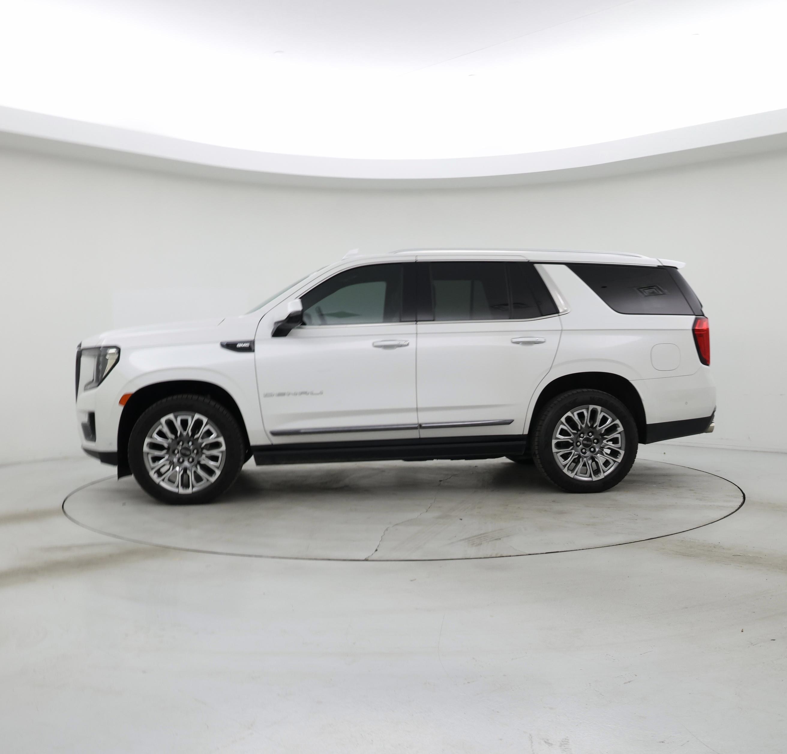 Thumbnail: 2023 GMC Yukon - 3