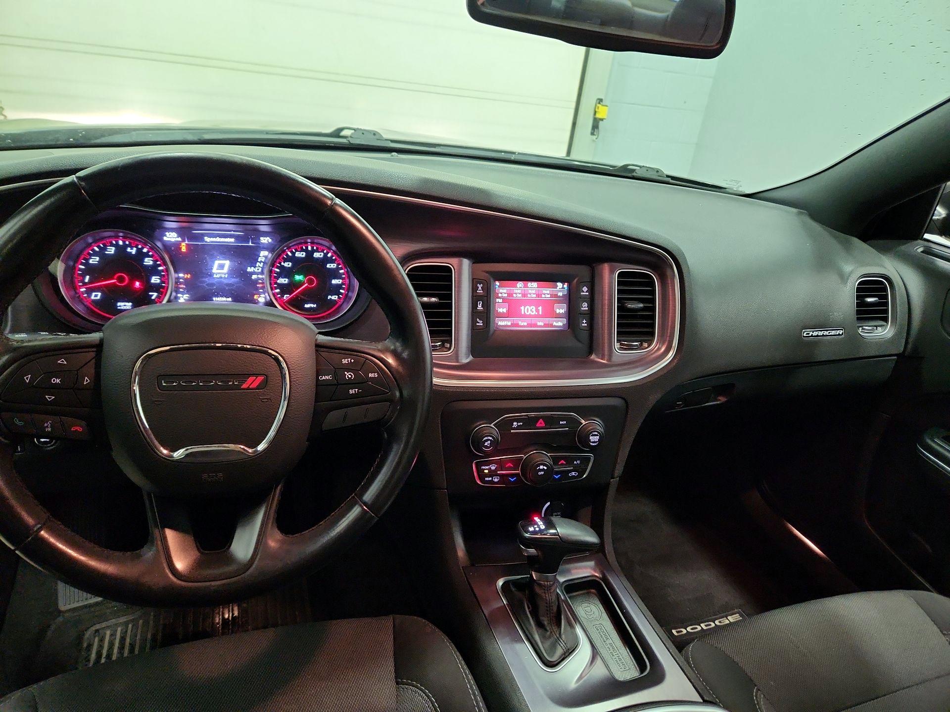 Thumbnail: 2015 Dodge Charger - 9