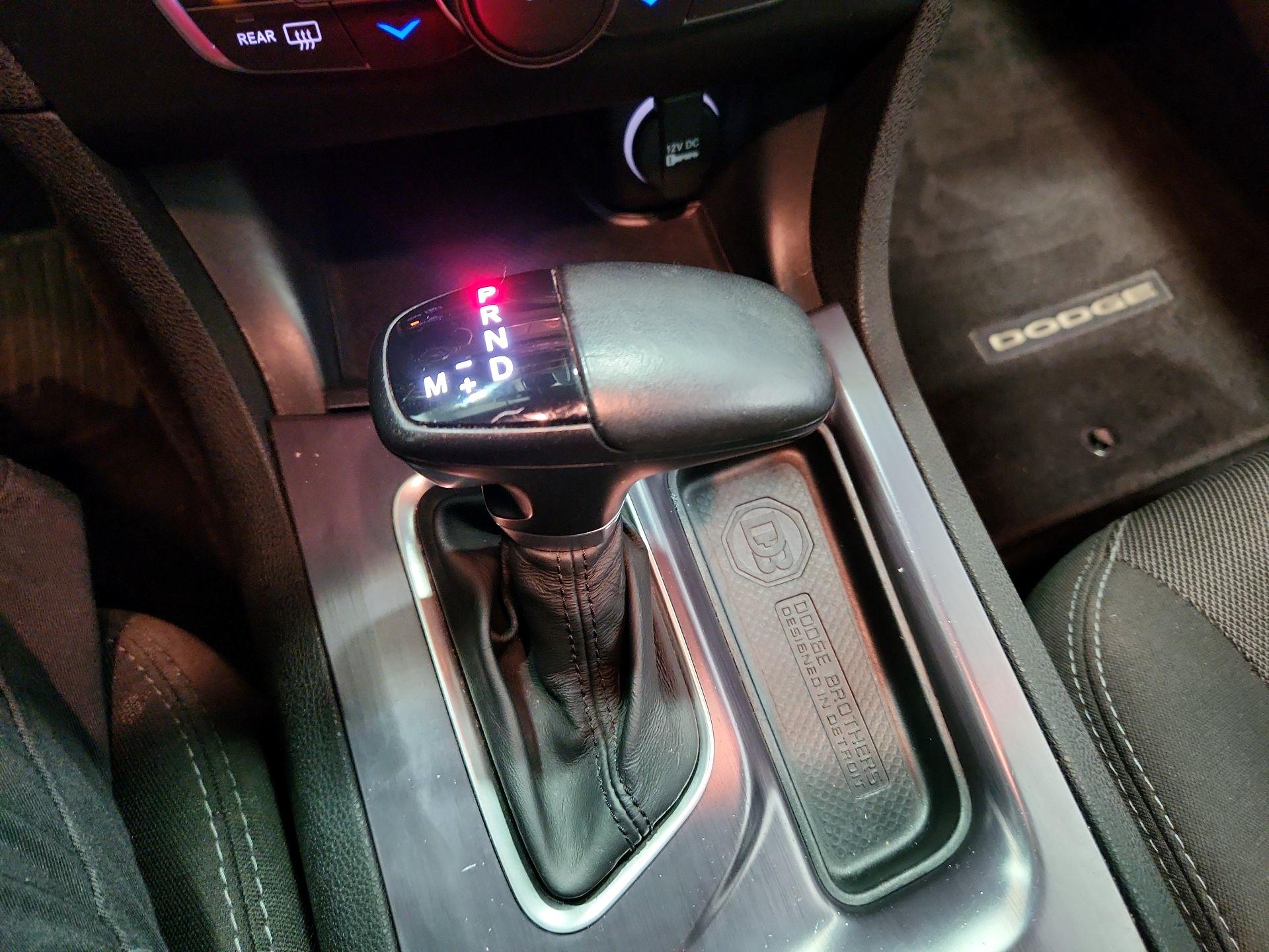 Thumbnail: 2015 Dodge Charger - 16