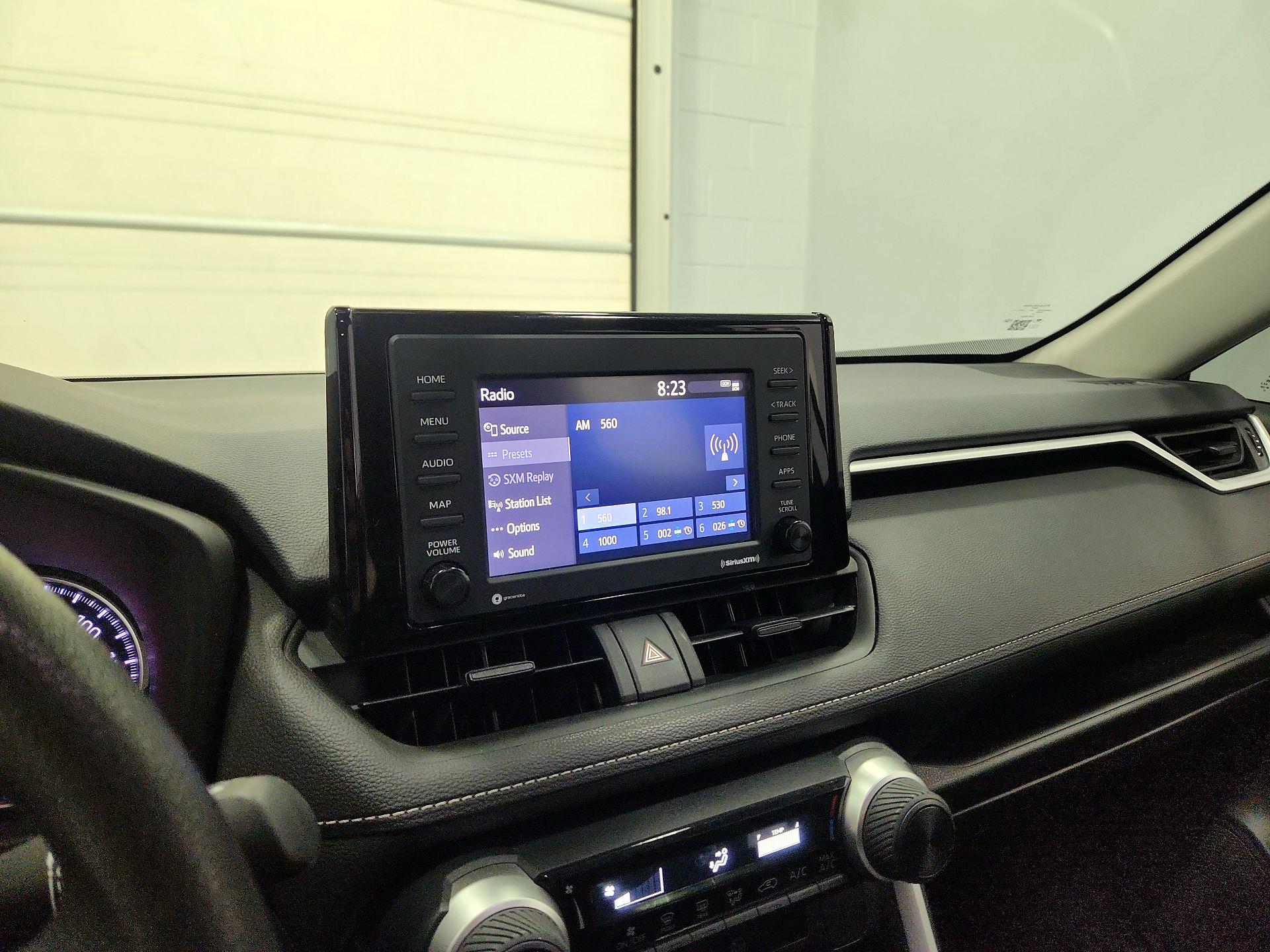 Thumbnail: 2022 Toyota RAV4 - 15