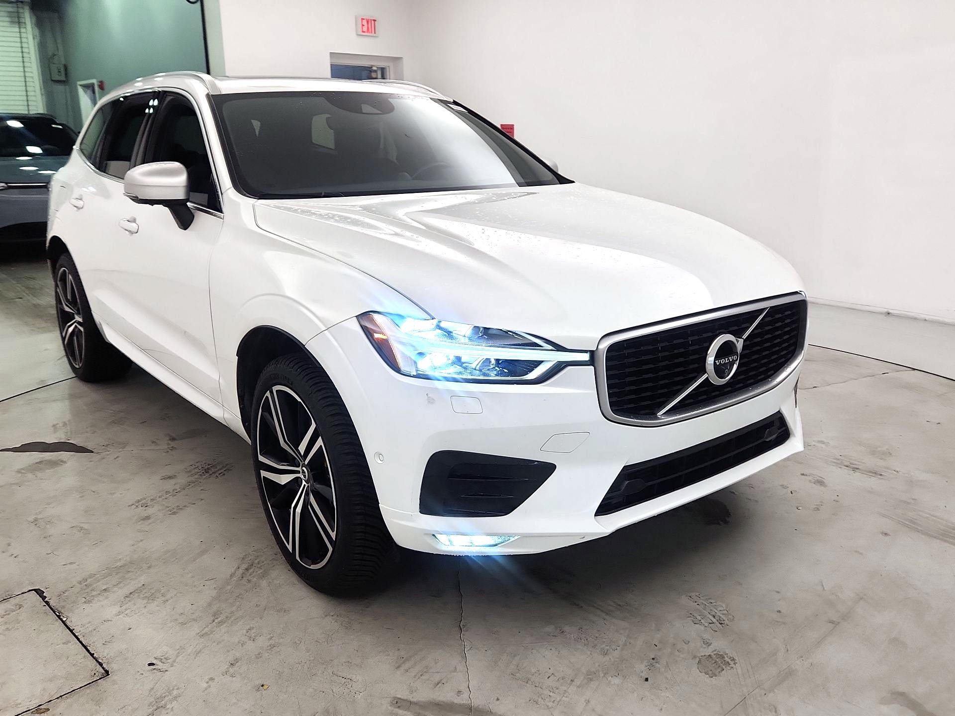 Thumbnail: 2019 Volvo XC60 - 1