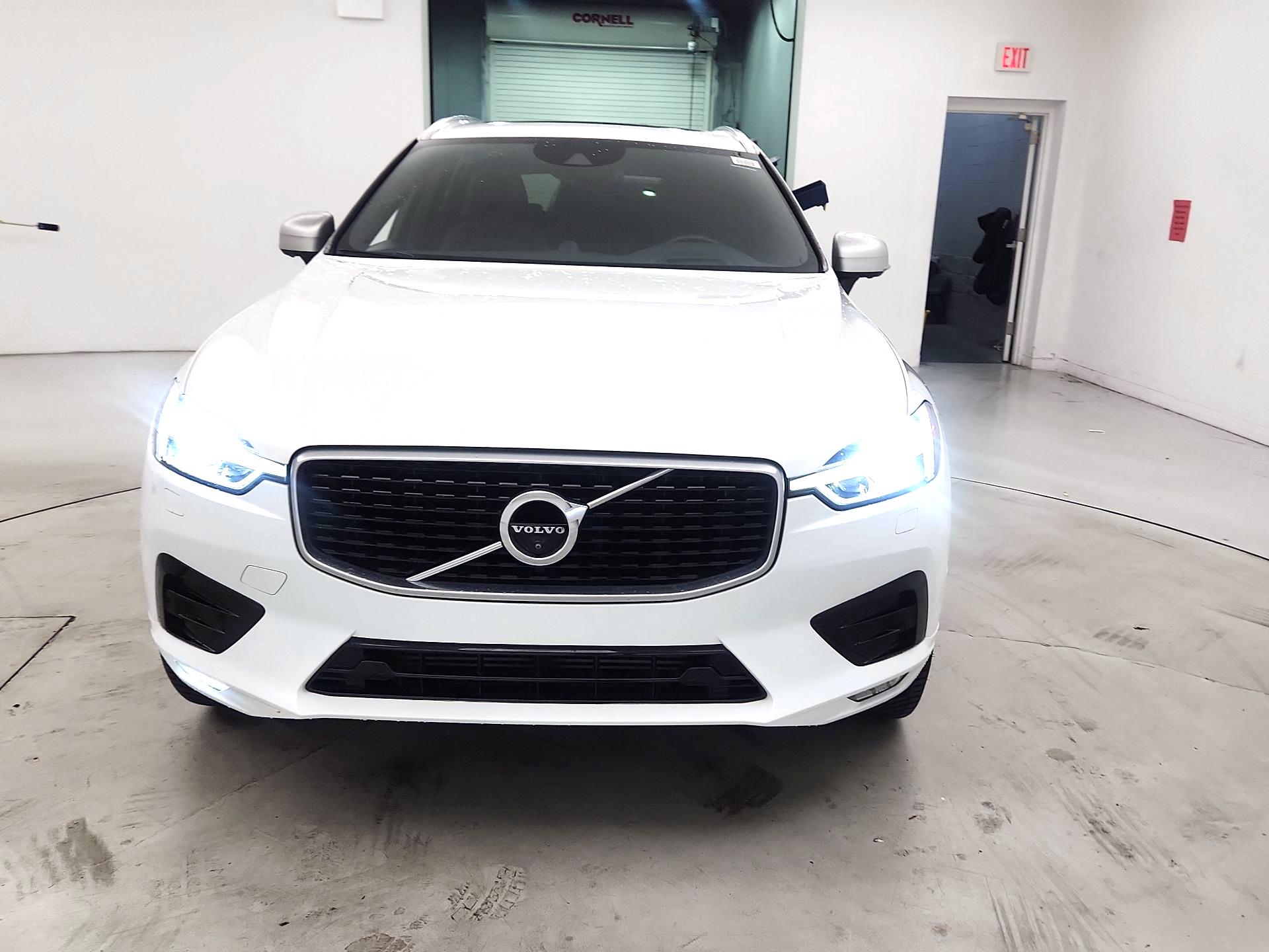 Thumbnail: 2019 Volvo XC60 - 2