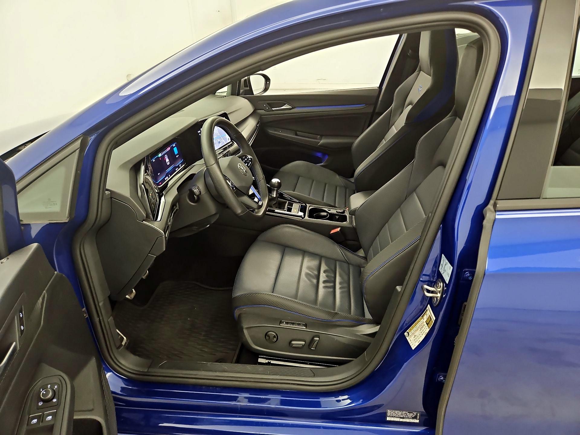 Thumbnail: 2024 Volkswagen Golf - 11