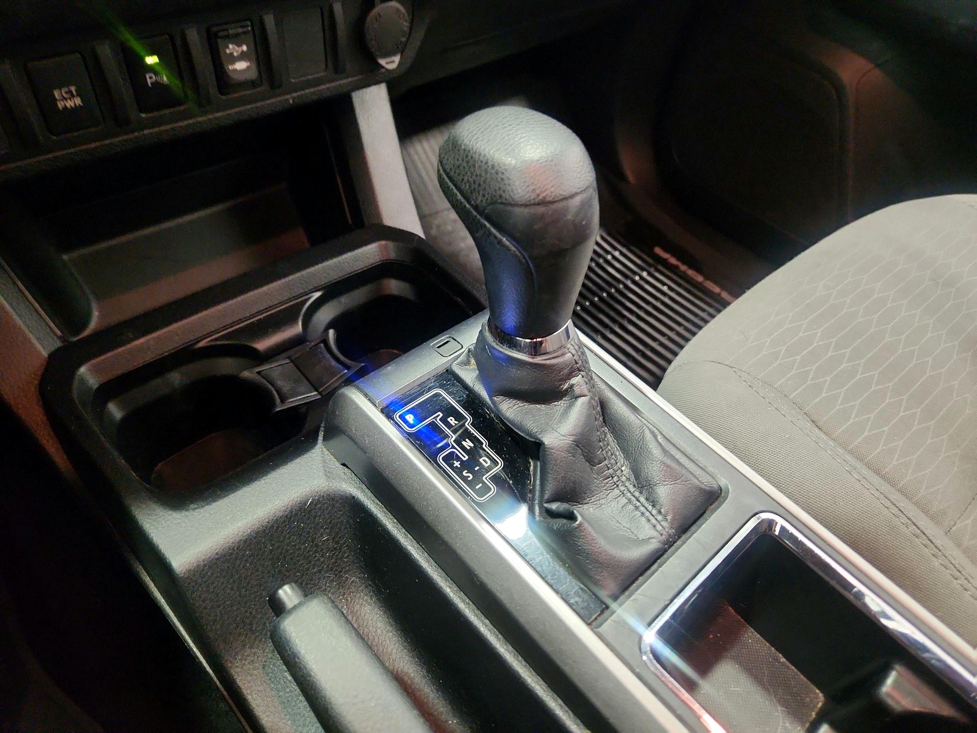 Thumbnail: 2017 Toyota Tacoma - 17