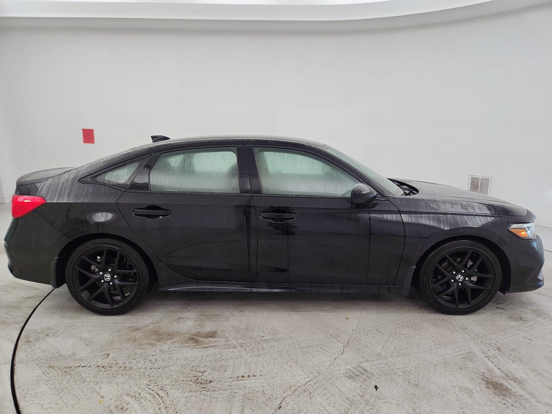 Thumbnail: 2024 Honda Civic - 4