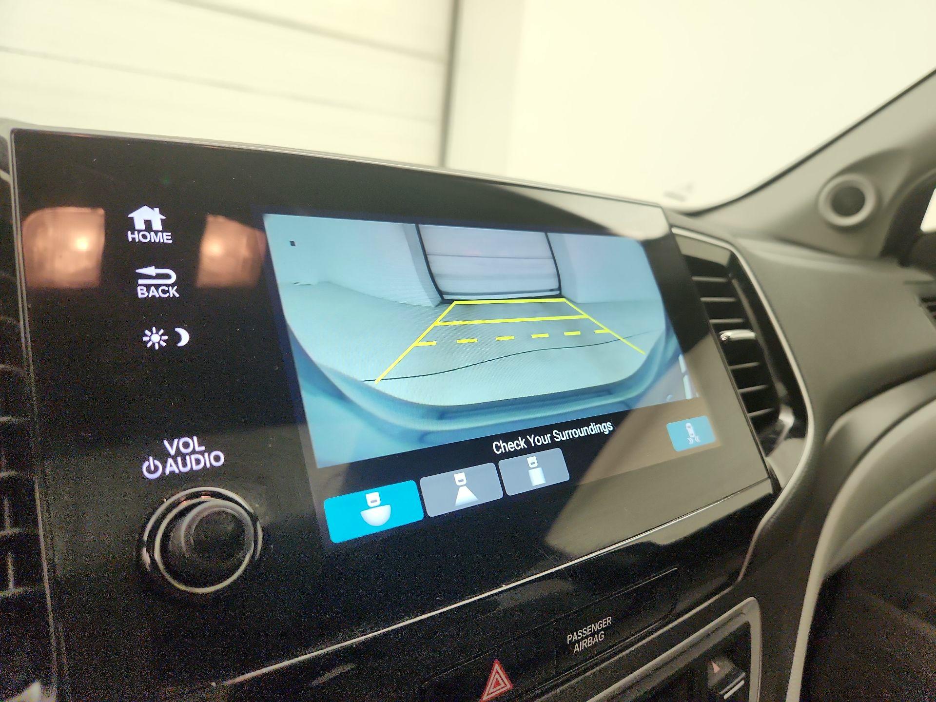 Thumbnail: 2020 Honda Pilot - 14