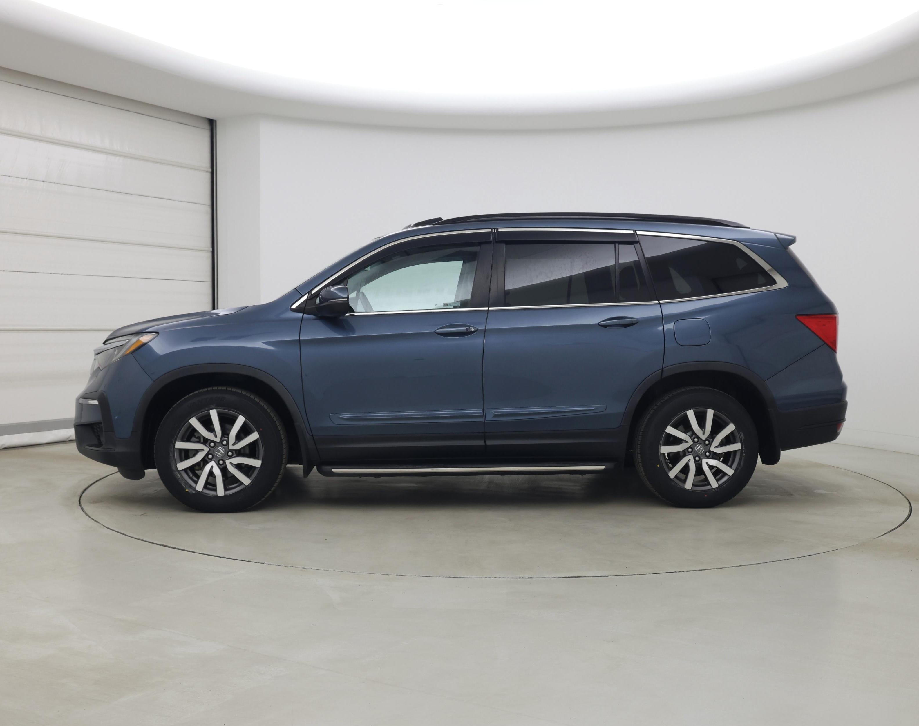 Thumbnail: 2020 Honda Pilot - 3