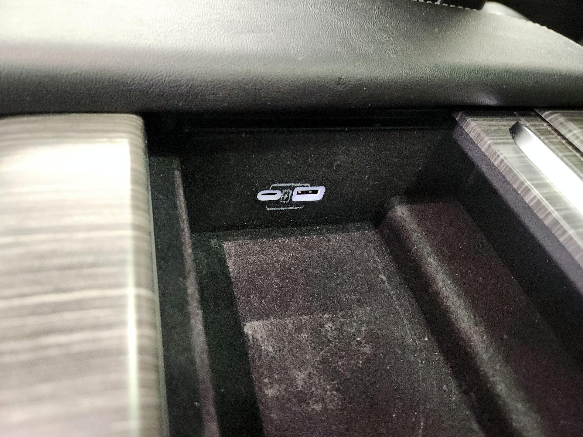 Thumbnail: 2024 Jeep Wagoneer - 19