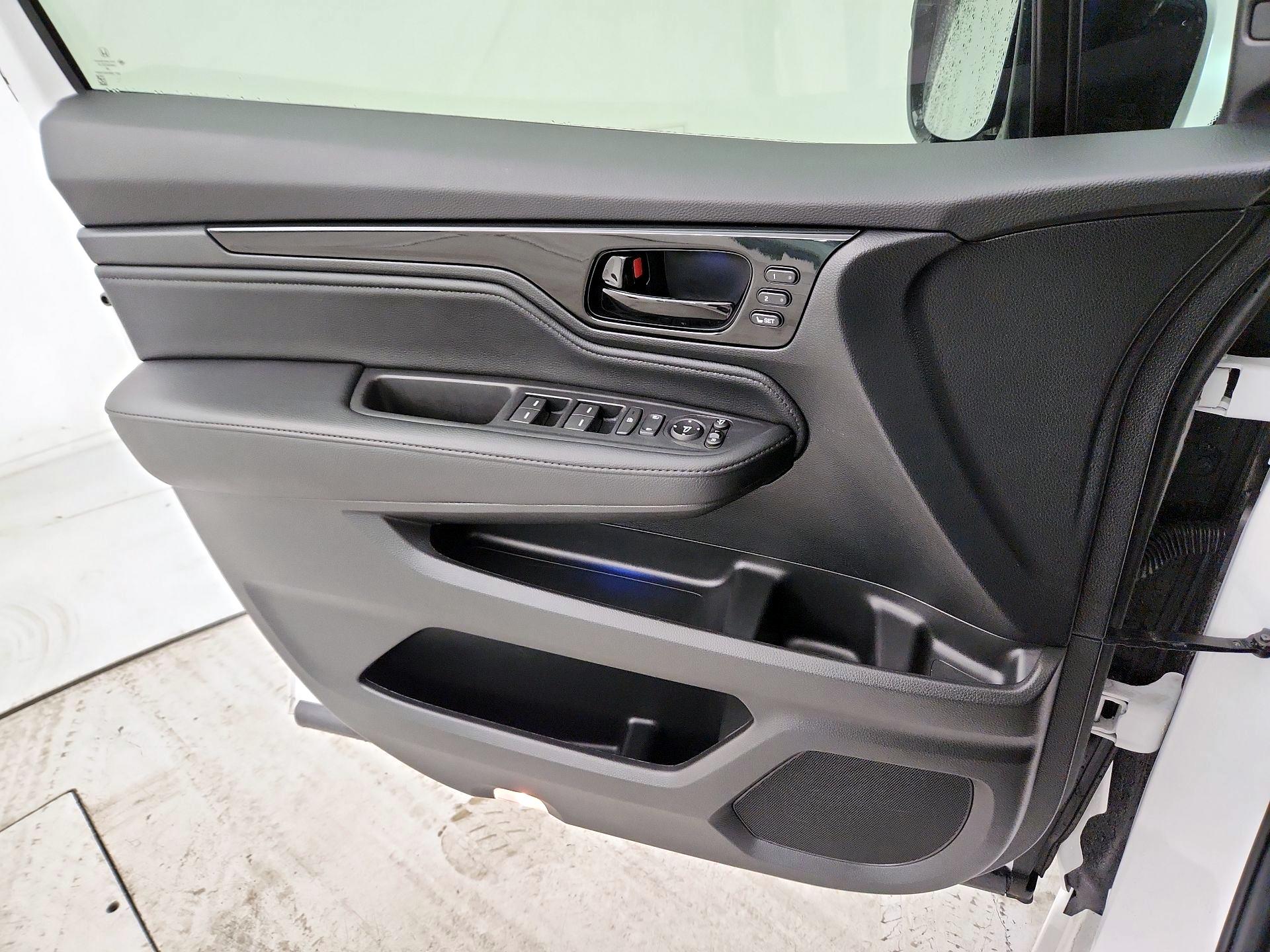 Thumbnail: 2025 Honda Odyssey - 12