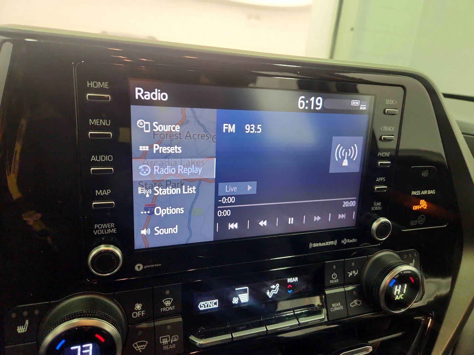 Thumbnail: 2022 Toyota Highlander - 16