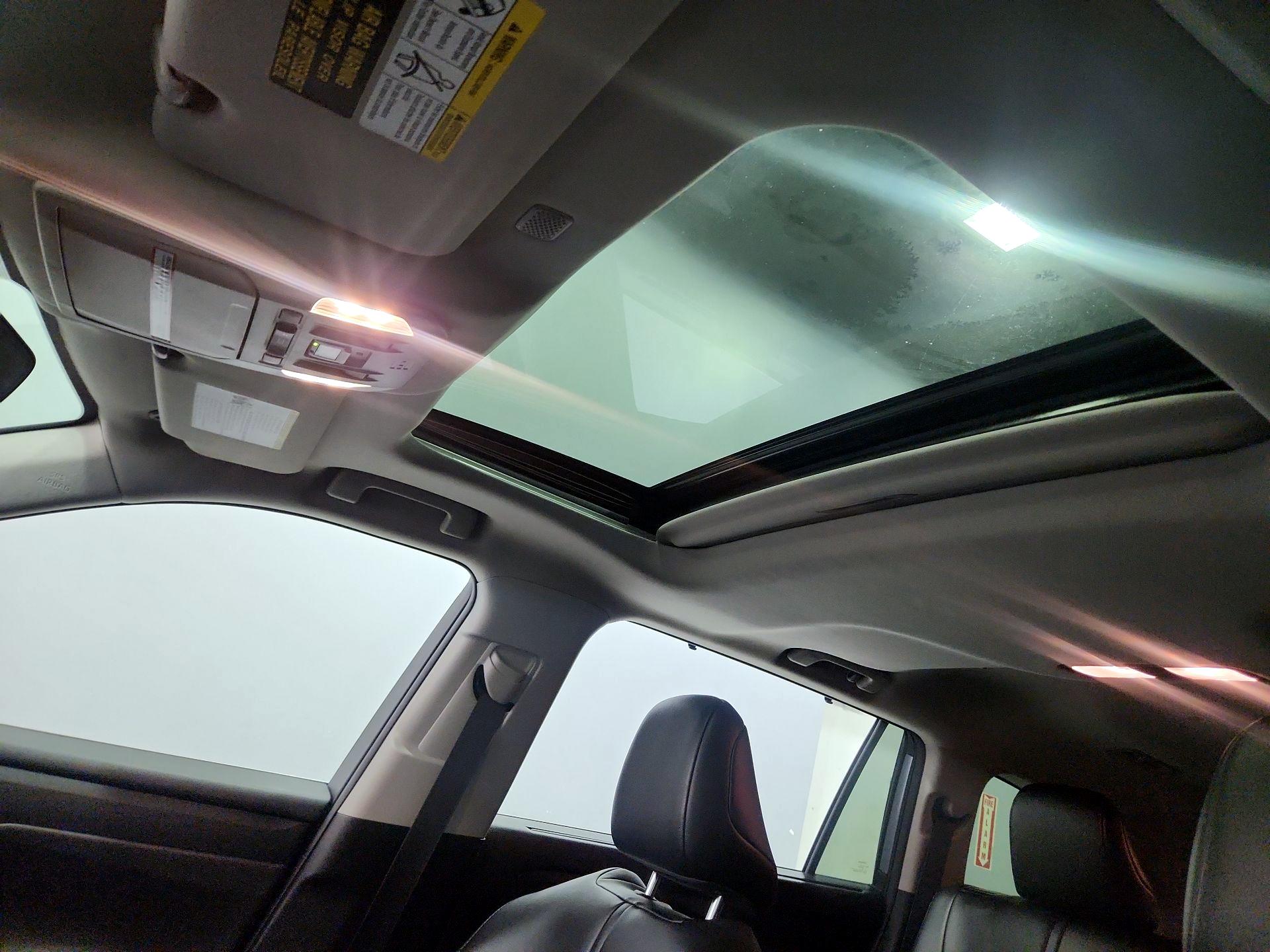 Thumbnail: 2022 Toyota Highlander - 20