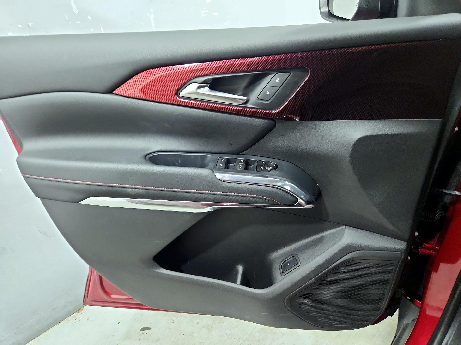 Thumbnail: 2025 Chevrolet Traverse - 12