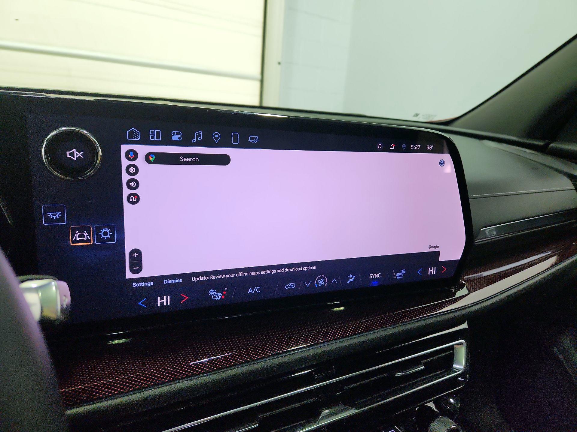 Thumbnail: 2025 Chevrolet Traverse - 14