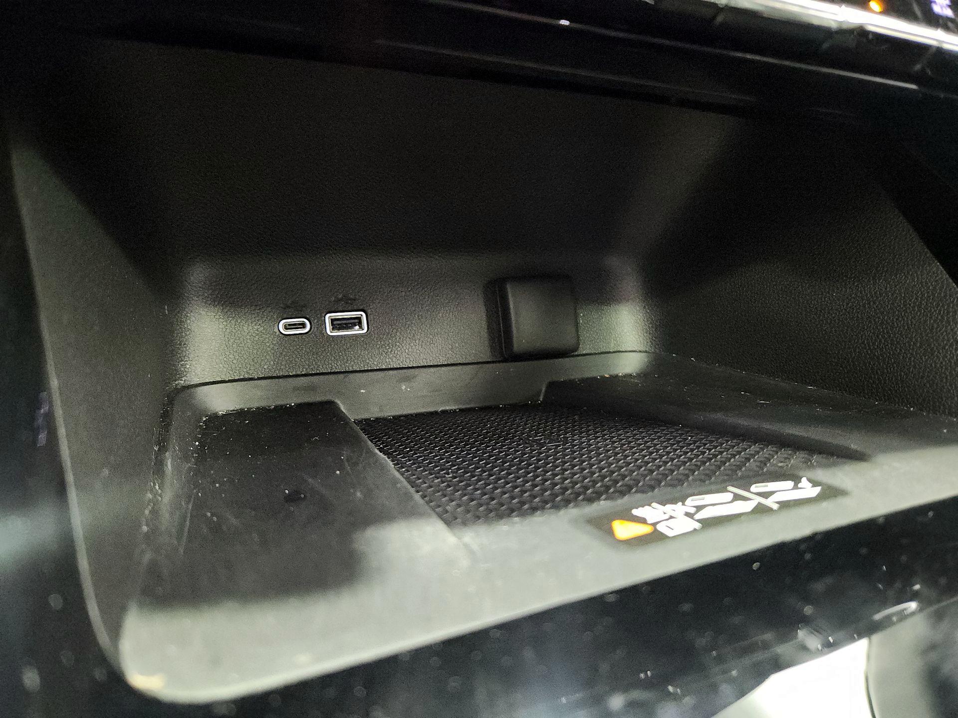 Thumbnail: 2025 Chevrolet Traverse - 19