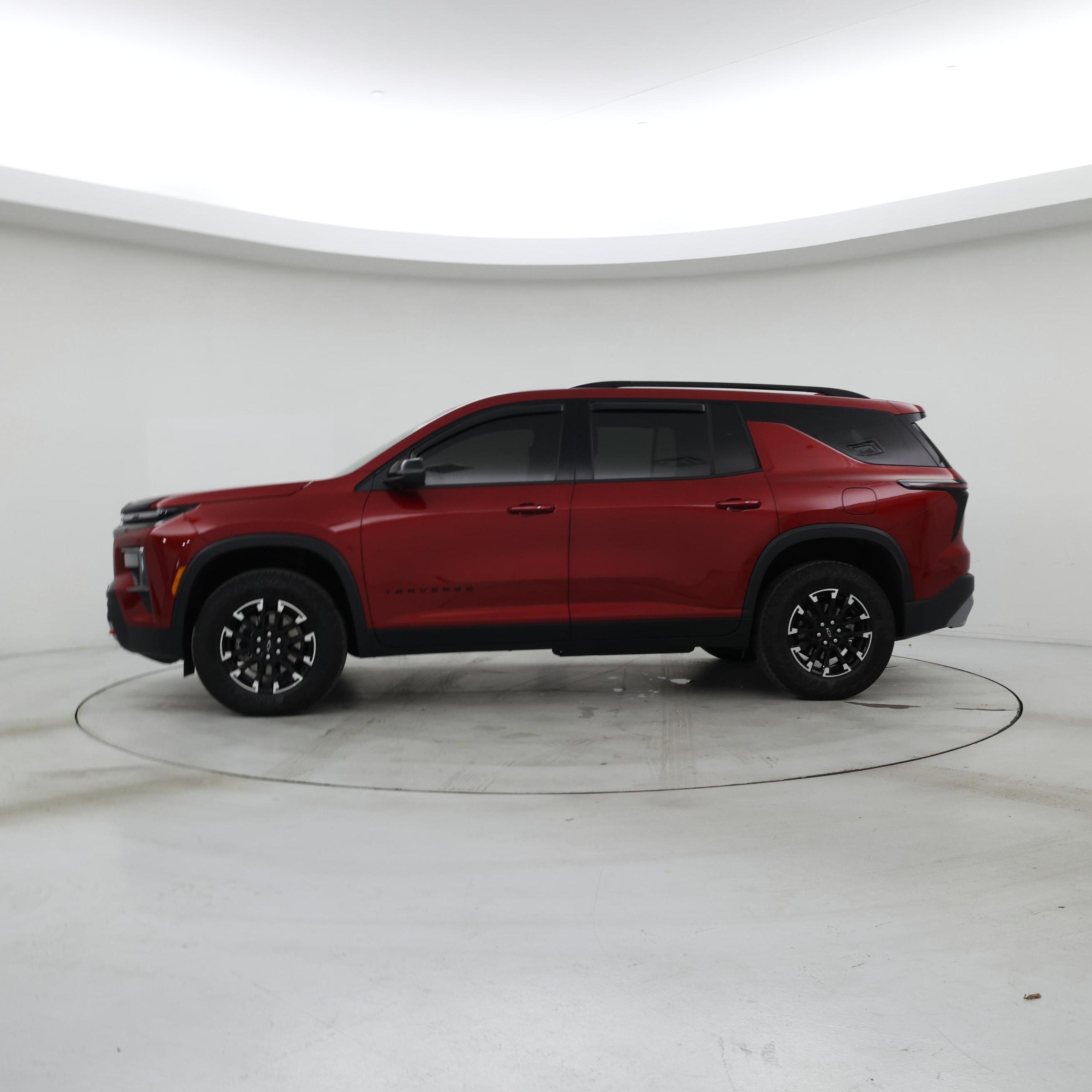 Thumbnail: 2025 Chevrolet Traverse - 3