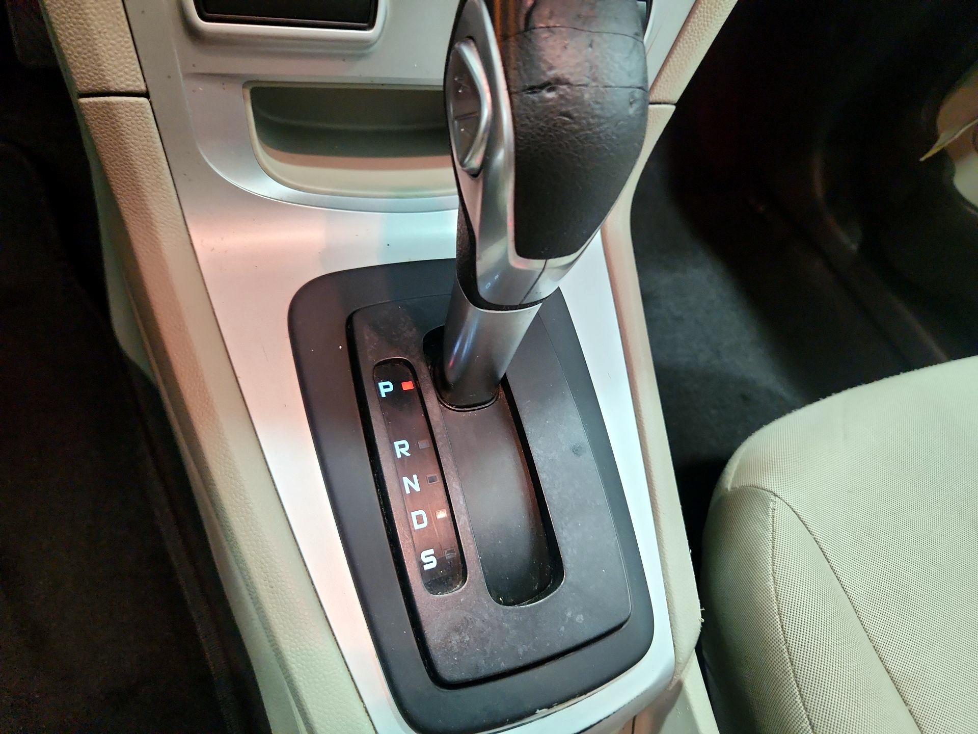 Thumbnail: 2016 Ford Fiesta - 16