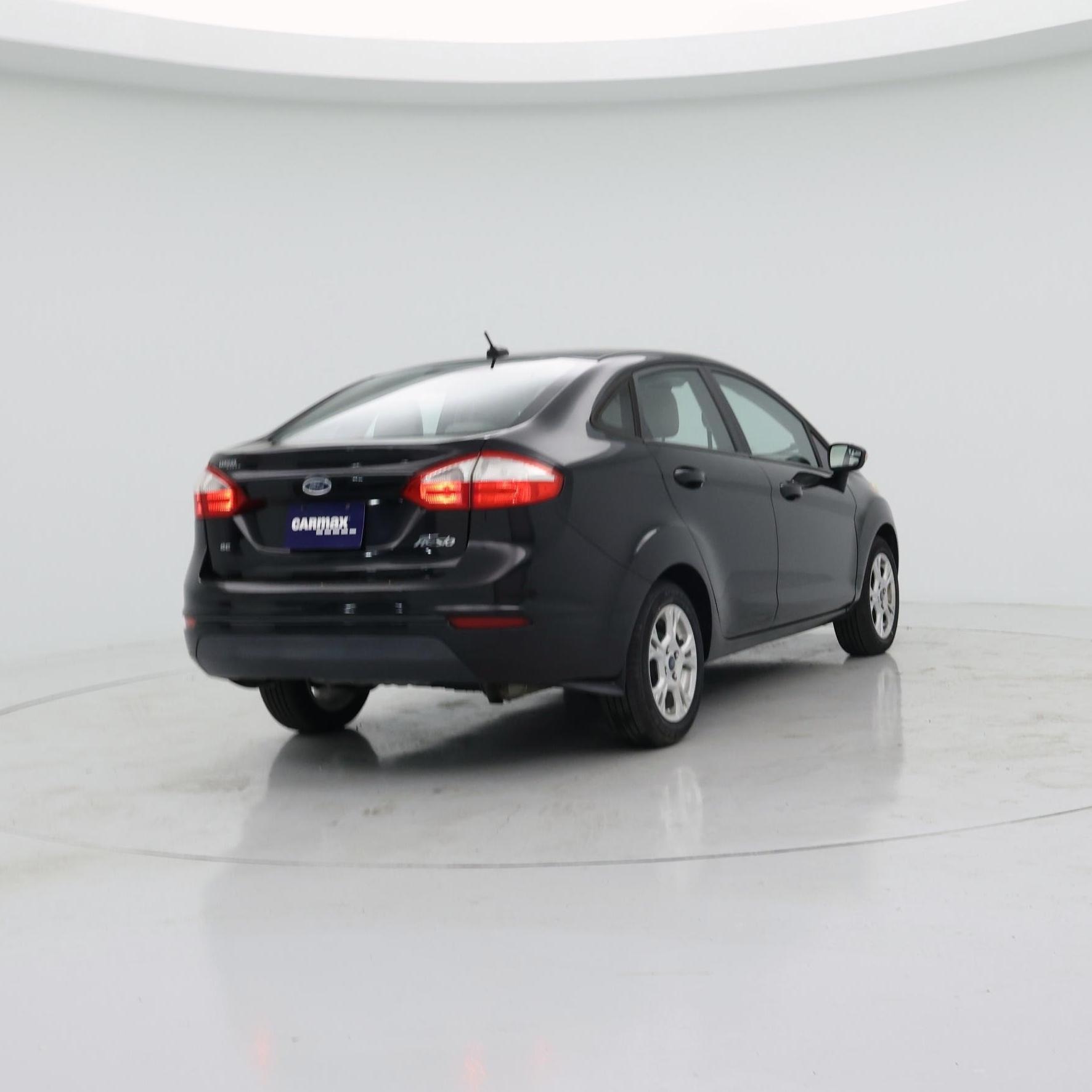 Thumbnail: 2016 Ford Fiesta - 8