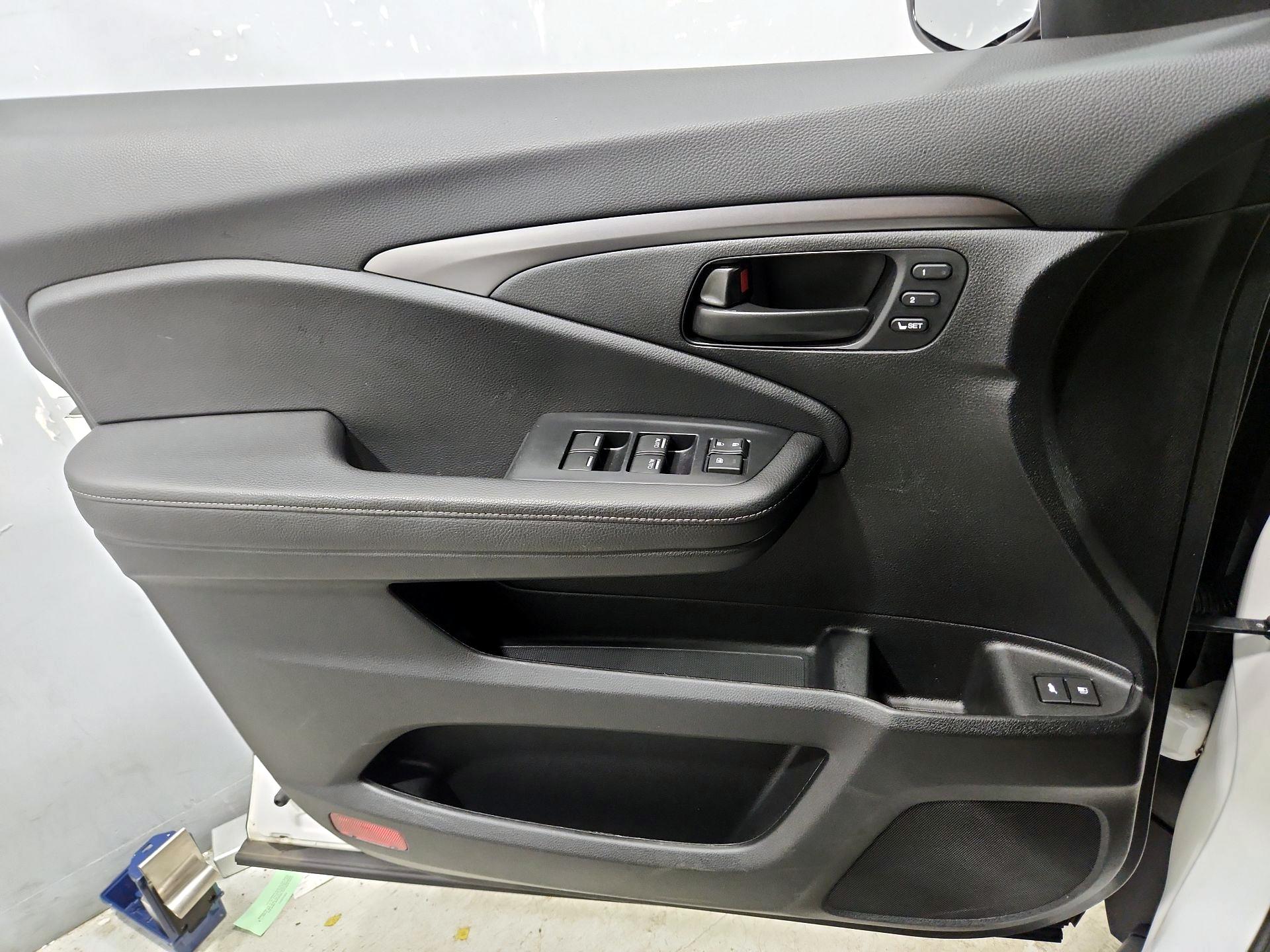 Thumbnail: 2025 Honda Passport - 12