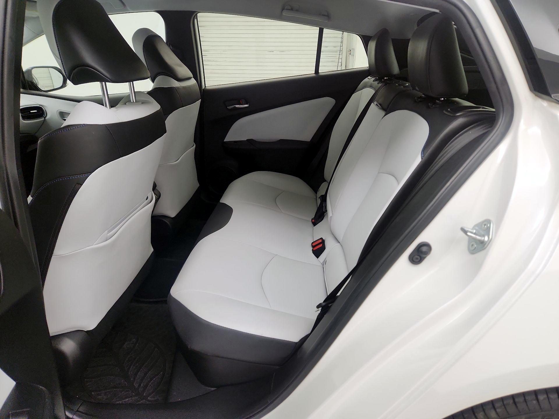 Thumbnail: 2019 Toyota Prius - 20