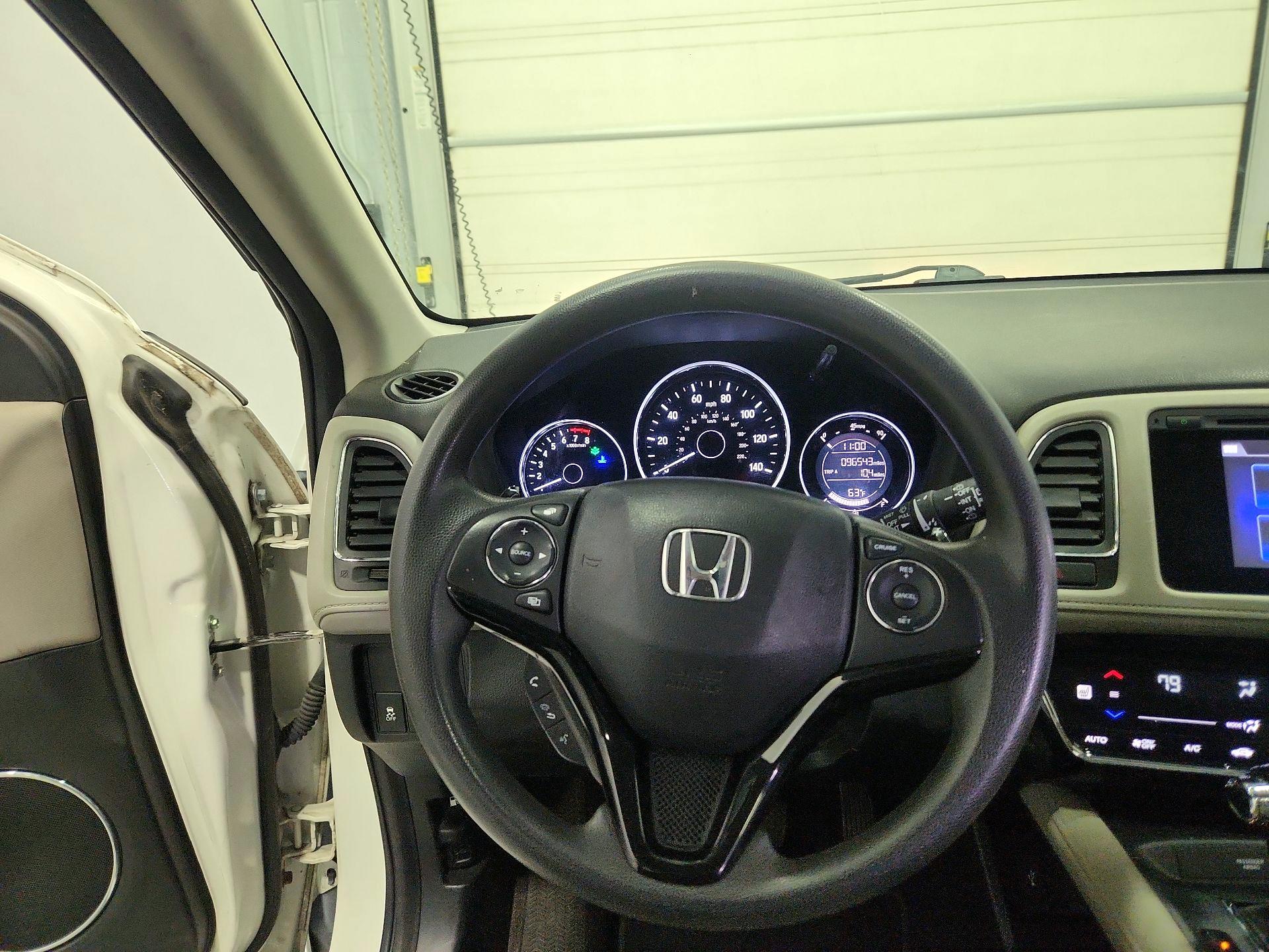 Thumbnail: 2017 Honda HR-V - 10