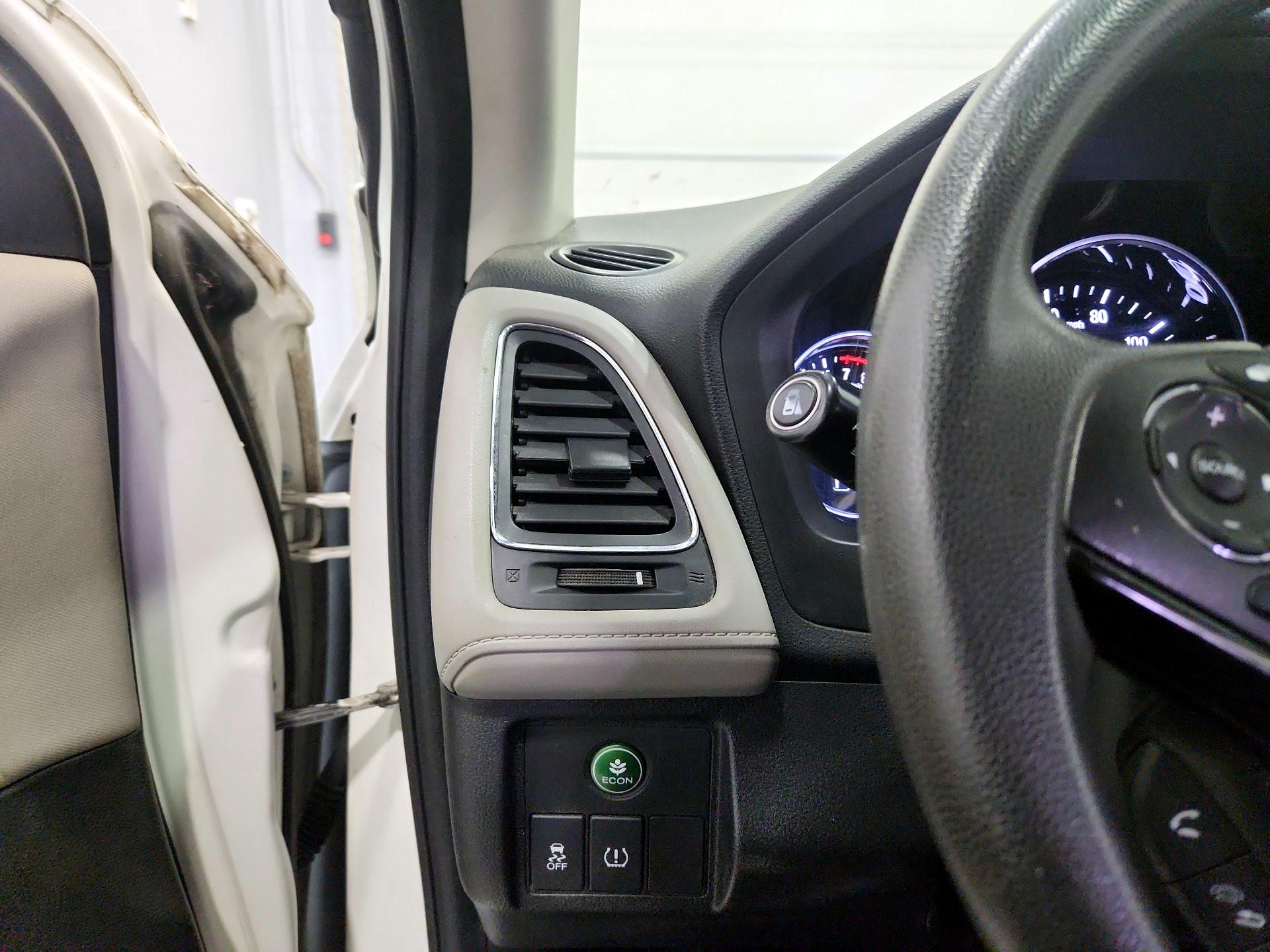 Thumbnail: 2017 Honda HR-V - 13