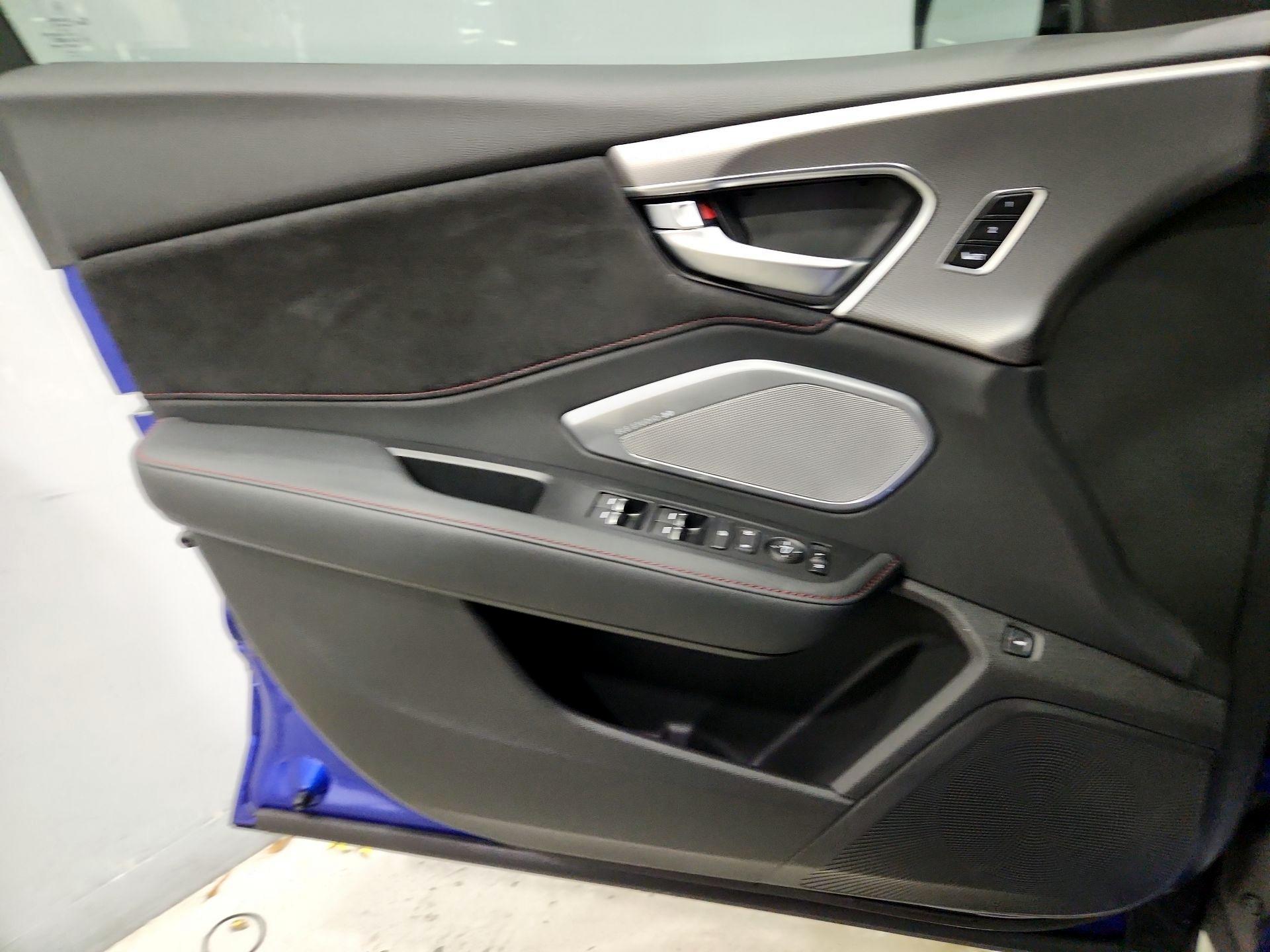 Thumbnail: 2025 Acura RDX - 12