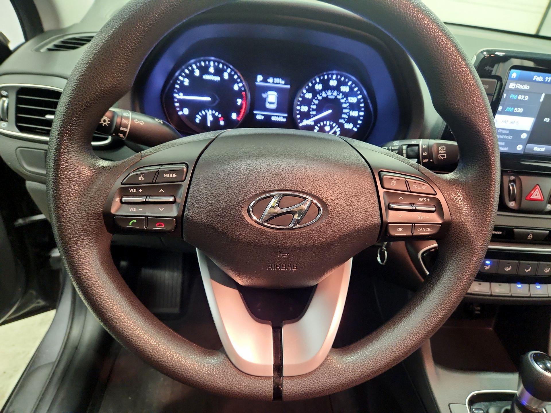 Thumbnail: 2019 Hyundai Elantra - 10