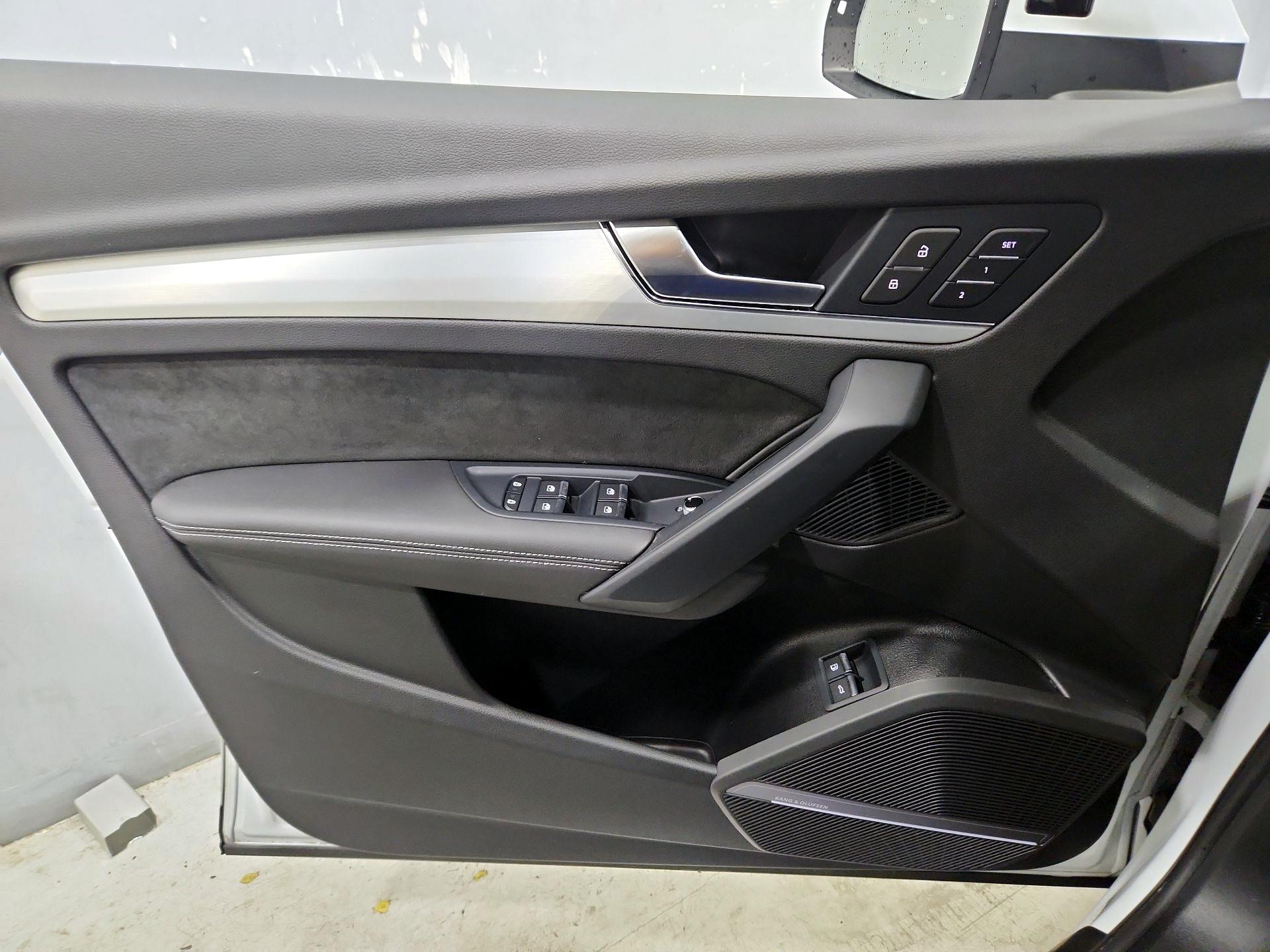 Thumbnail: 2024 Audi Q5 - 12