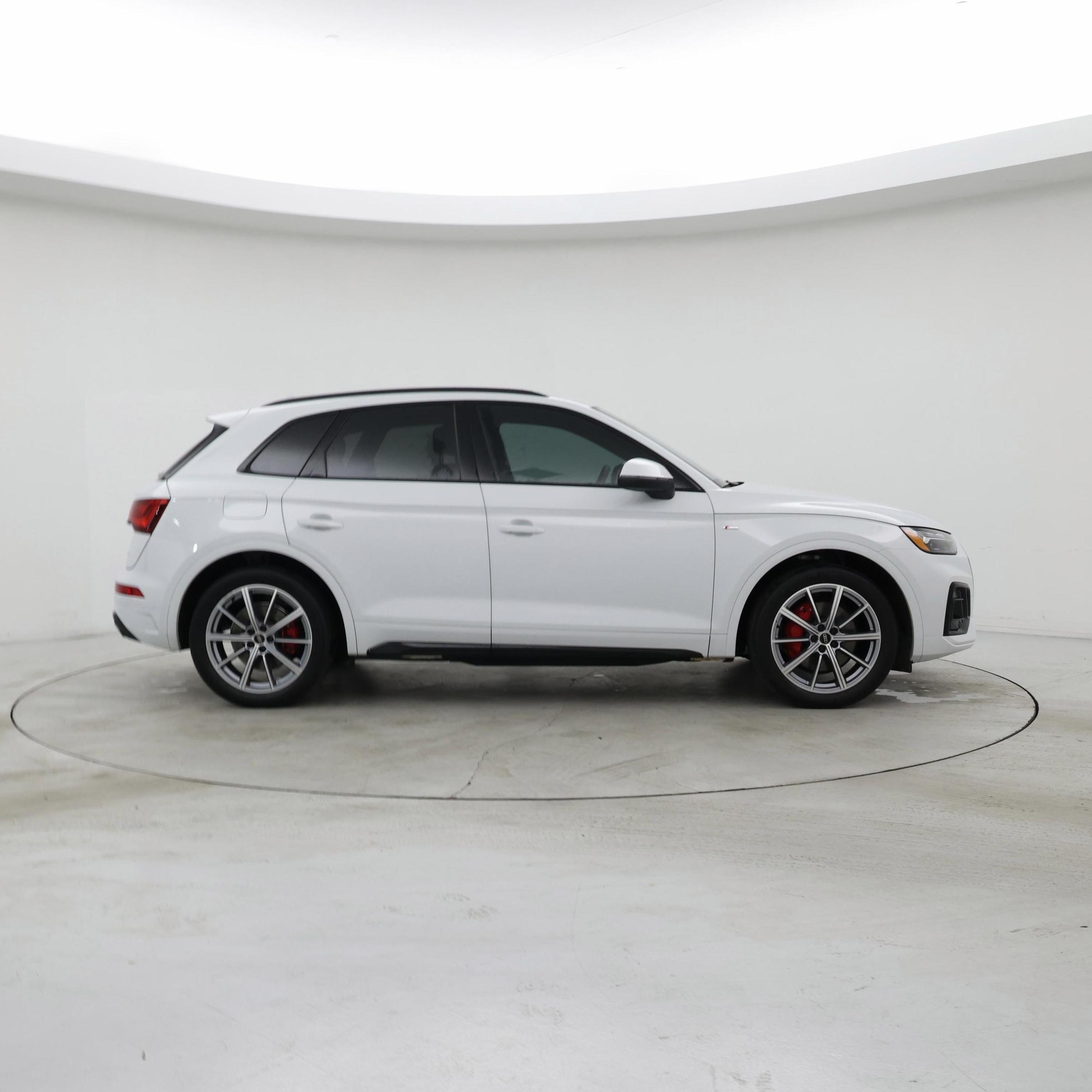 Thumbnail: 2024 Audi Q5 - 7