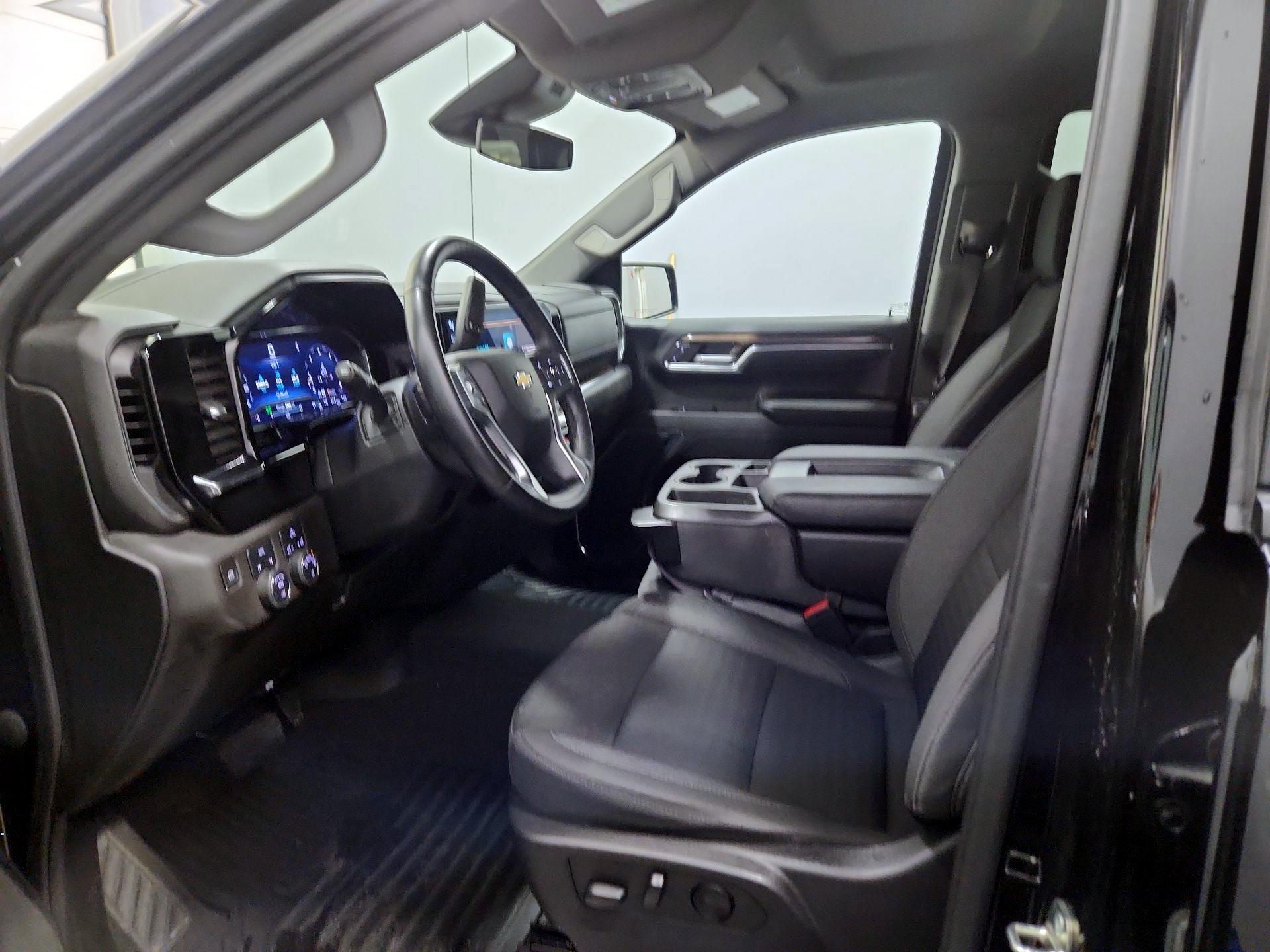 Thumbnail: 2023 Chevrolet Silverado 1500 - 11