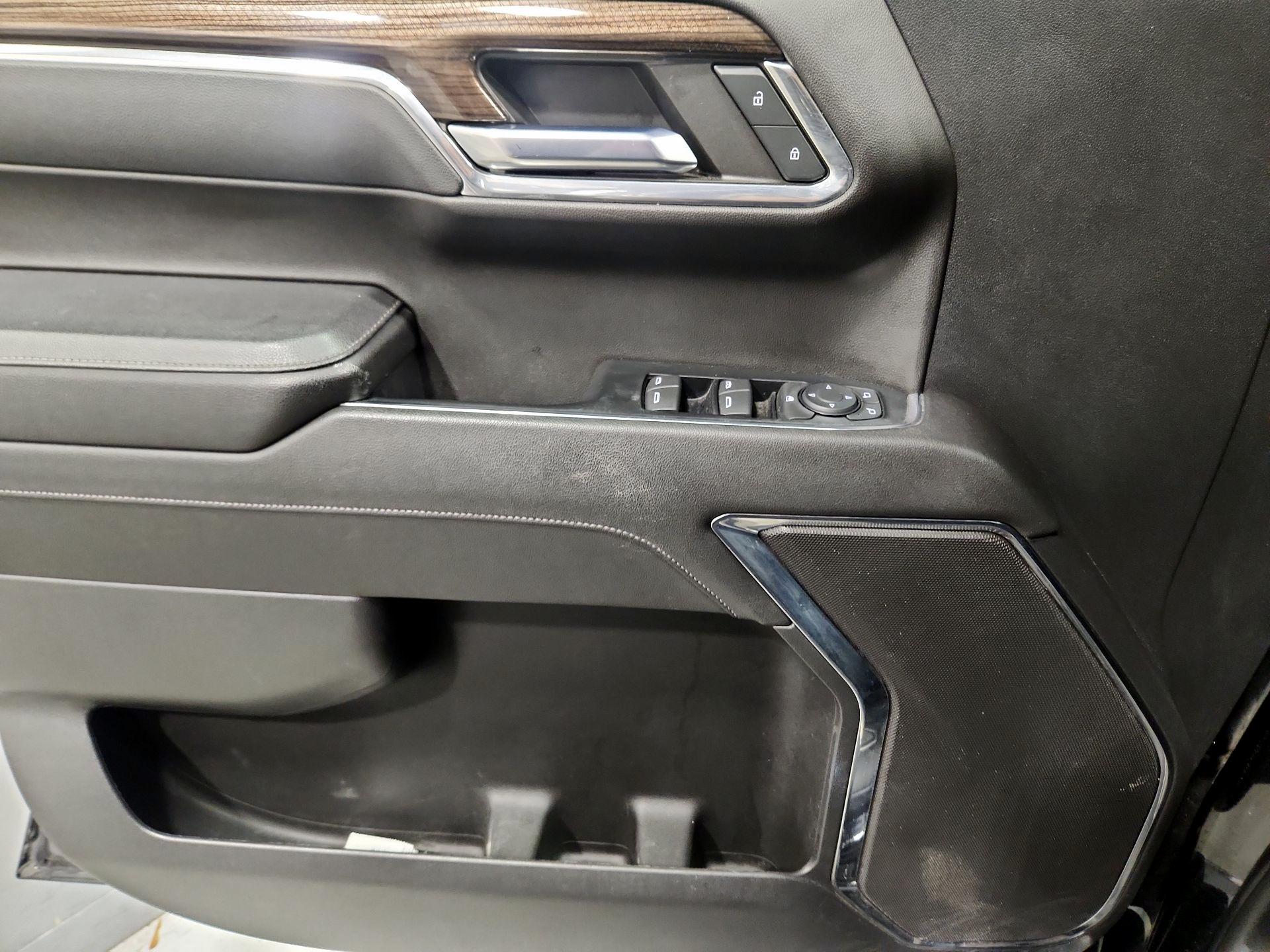 Thumbnail: 2023 Chevrolet Silverado 1500 - 12