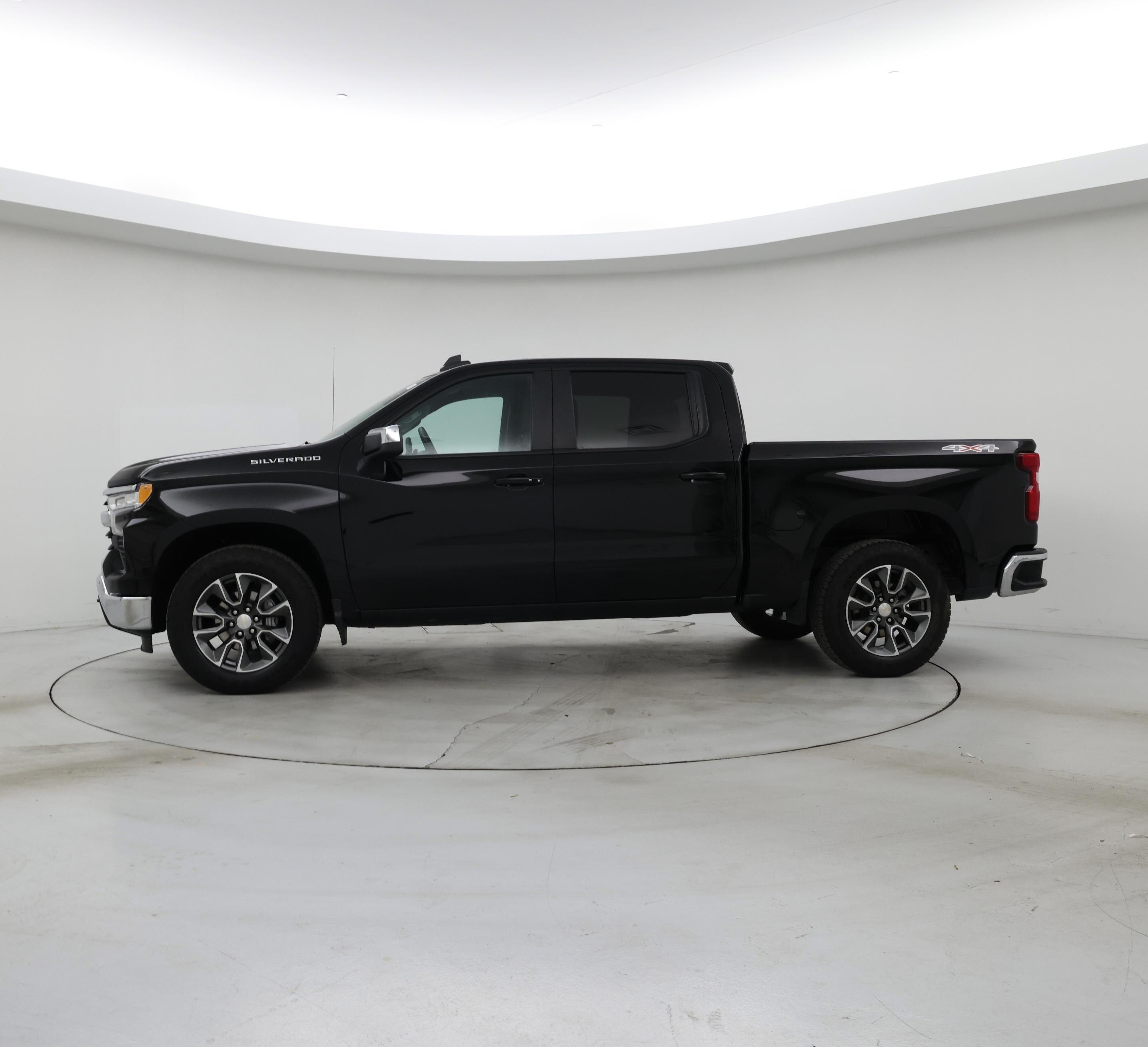 Thumbnail: 2023 Chevrolet Silverado 1500 - 3