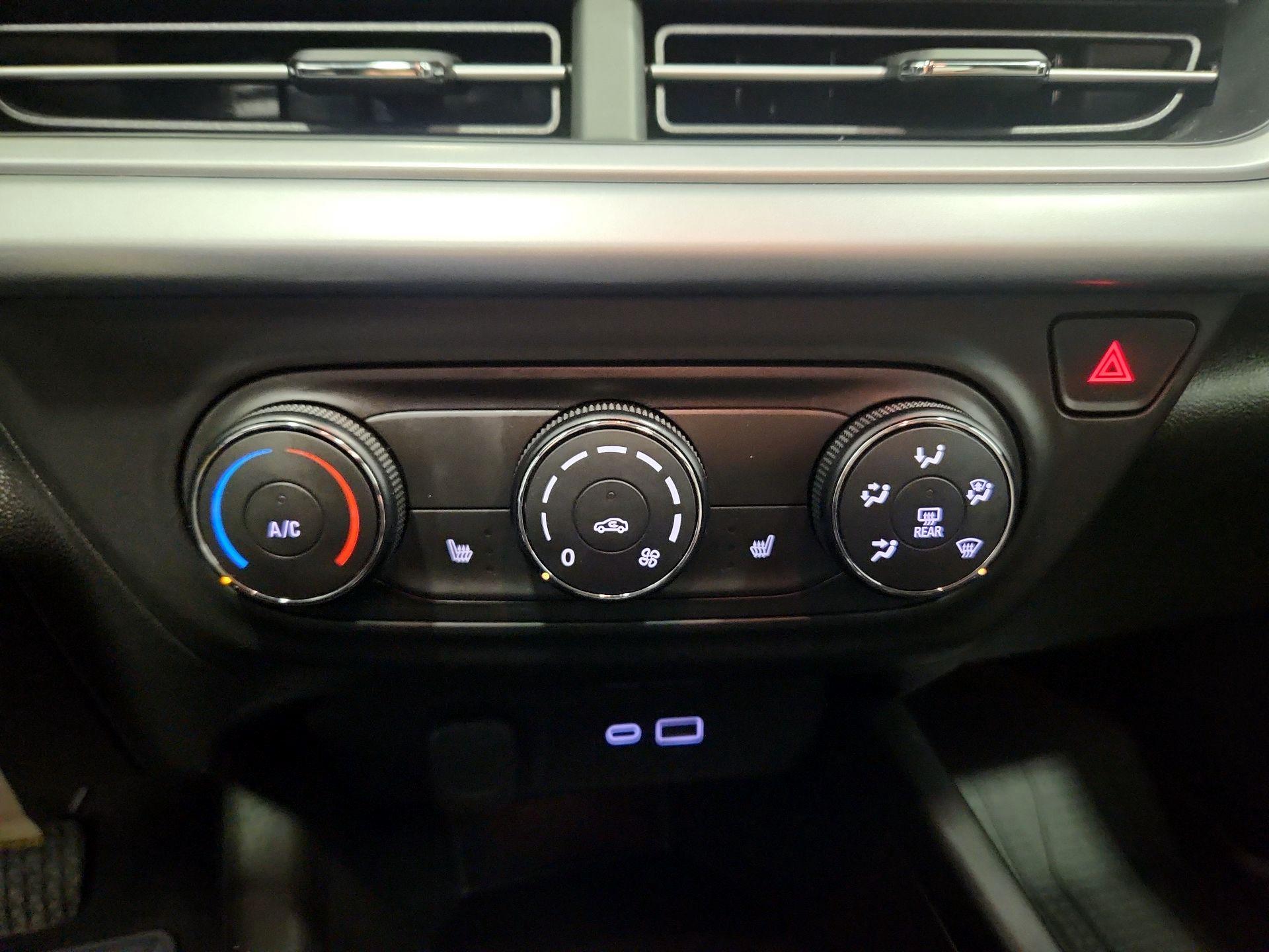 Thumbnail: 2025 Chevrolet Trax - 17