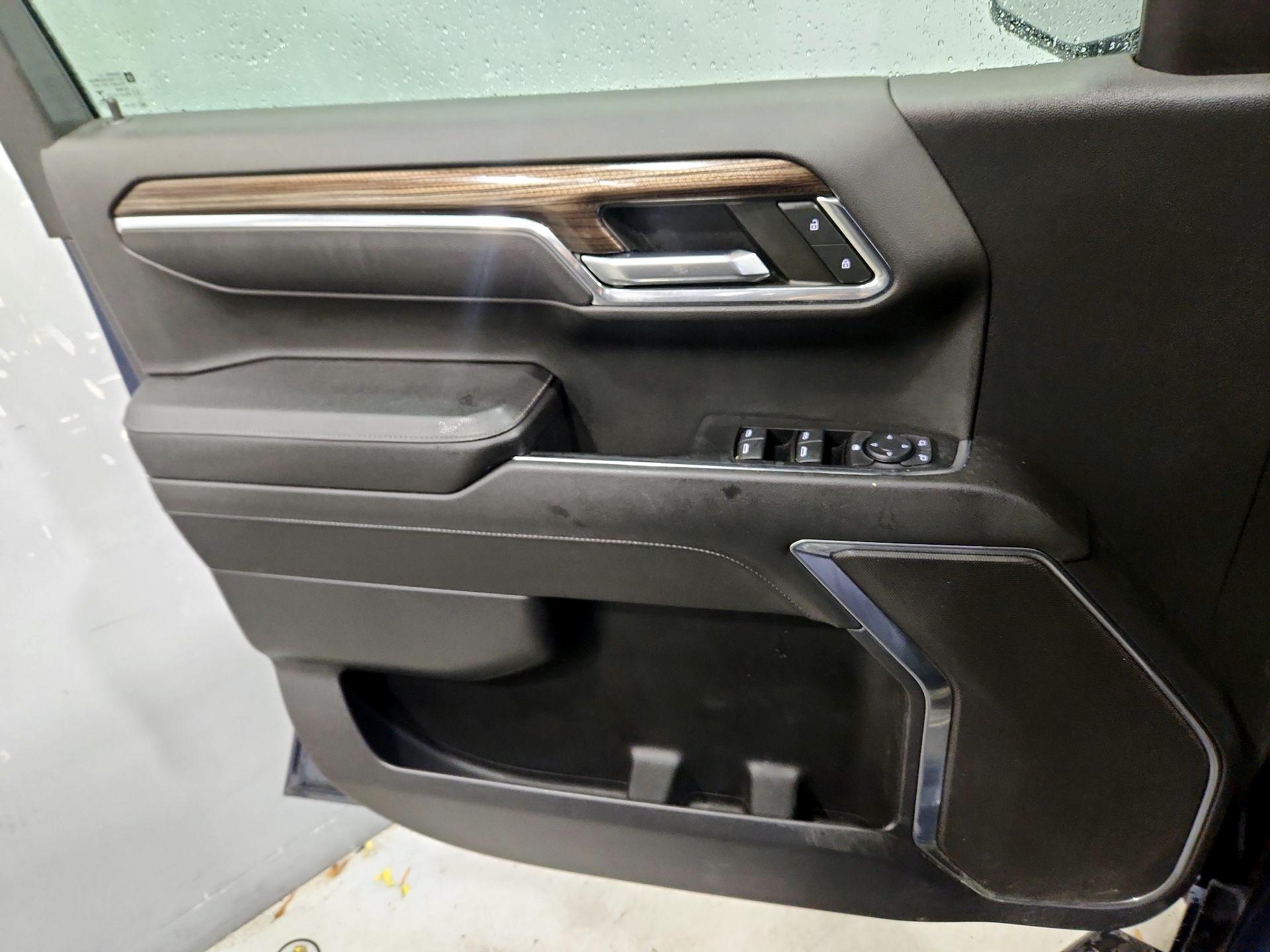 Thumbnail: 2023 Chevrolet Silverado 1500 - 12