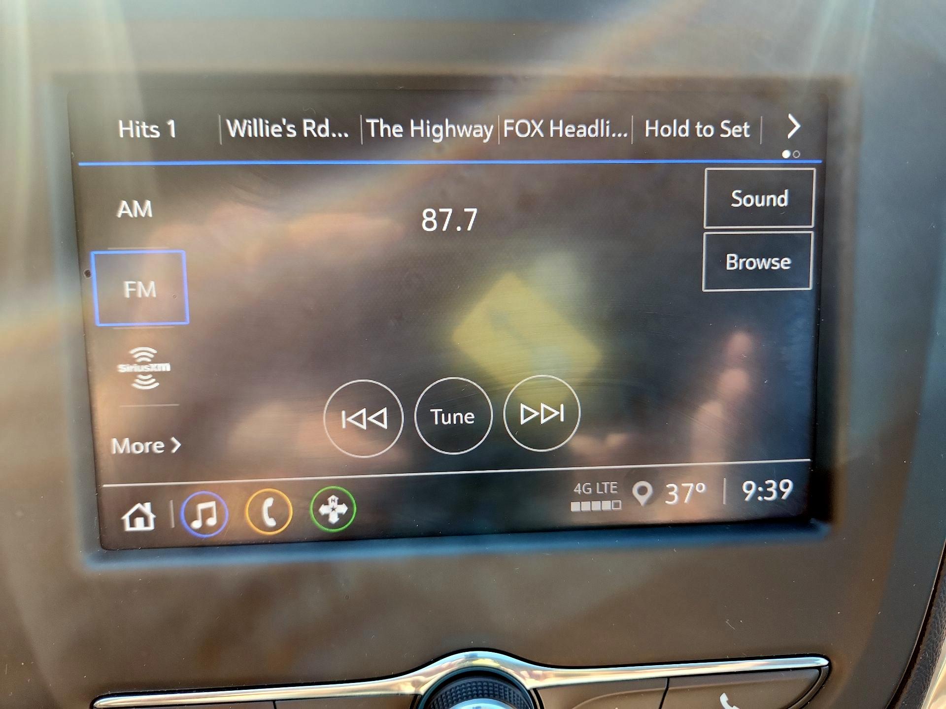 Thumbnail: 2024 Chevrolet Equinox - 16