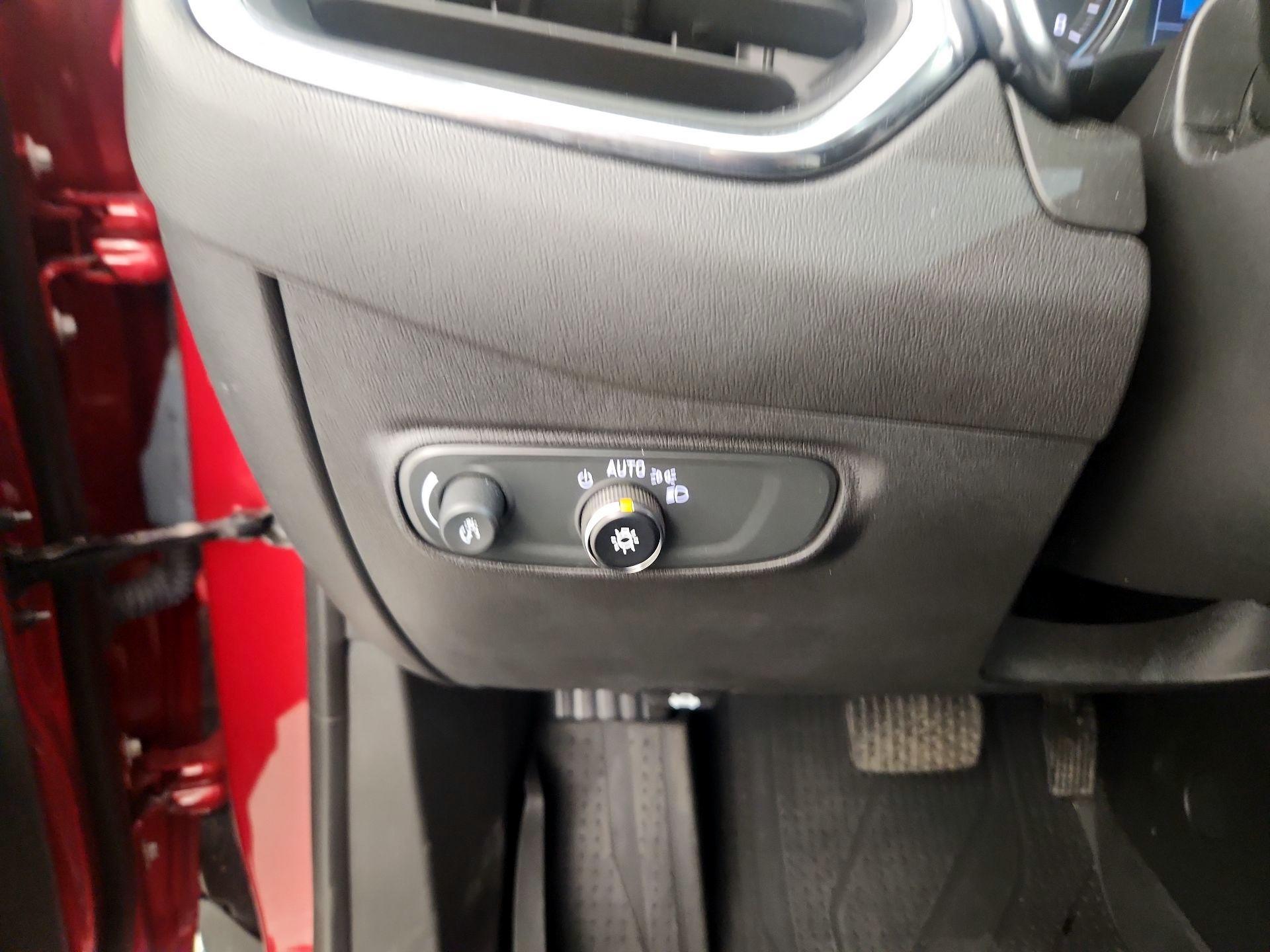 Thumbnail: 2024 Chevrolet Equinox - 13