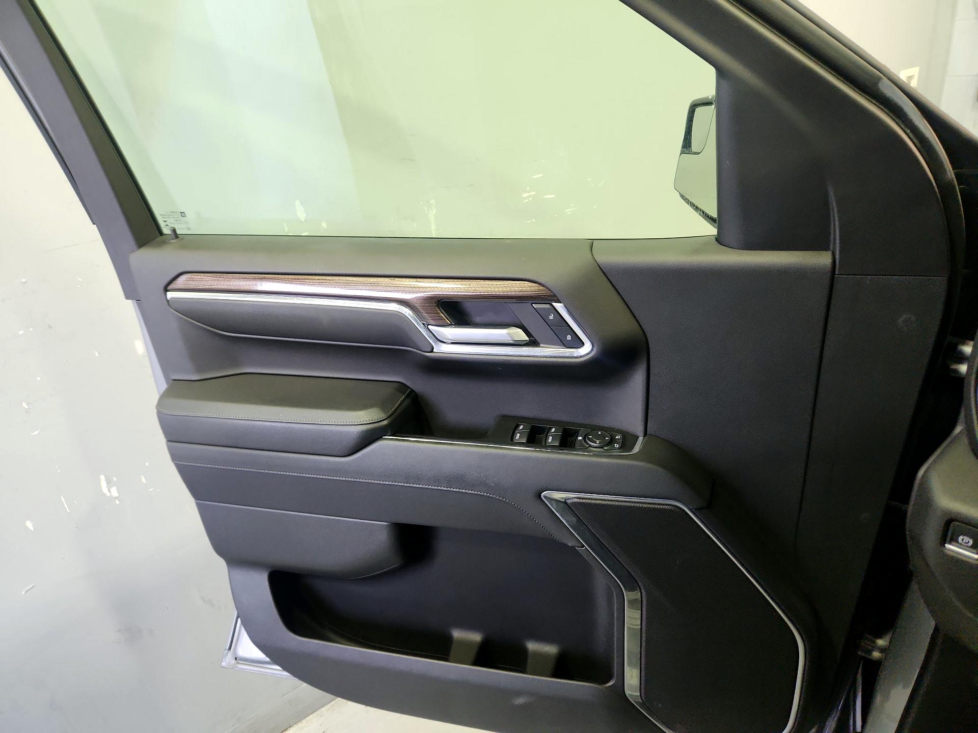 Thumbnail: 2023 Chevrolet Silverado 1500 - 12