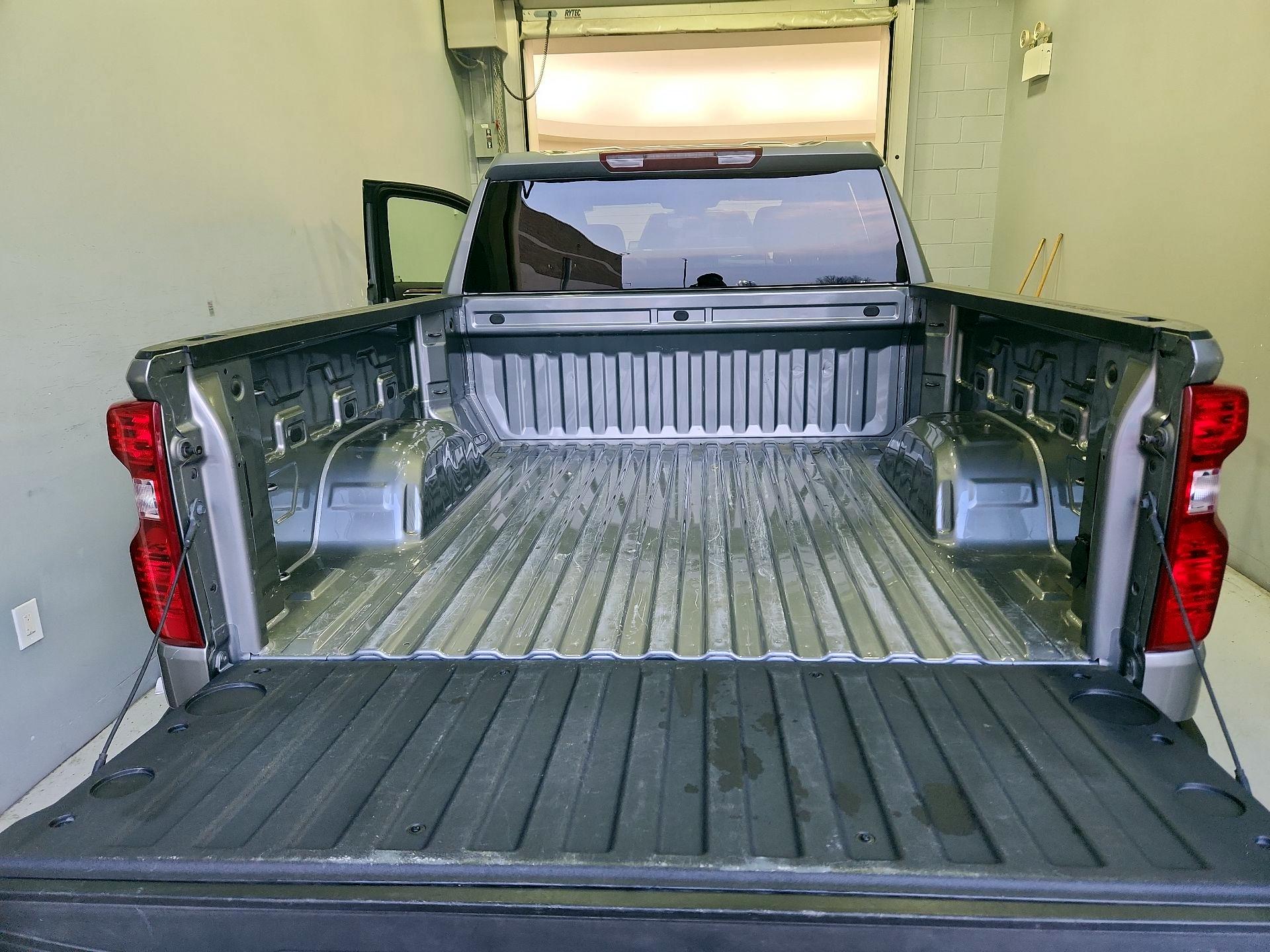 Thumbnail: 2023 Chevrolet Silverado 1500 - 20