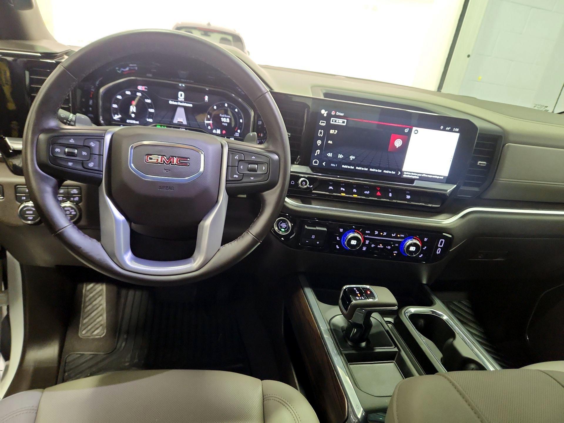 Thumbnail: 2025 GMC Sierra 1500 - 9