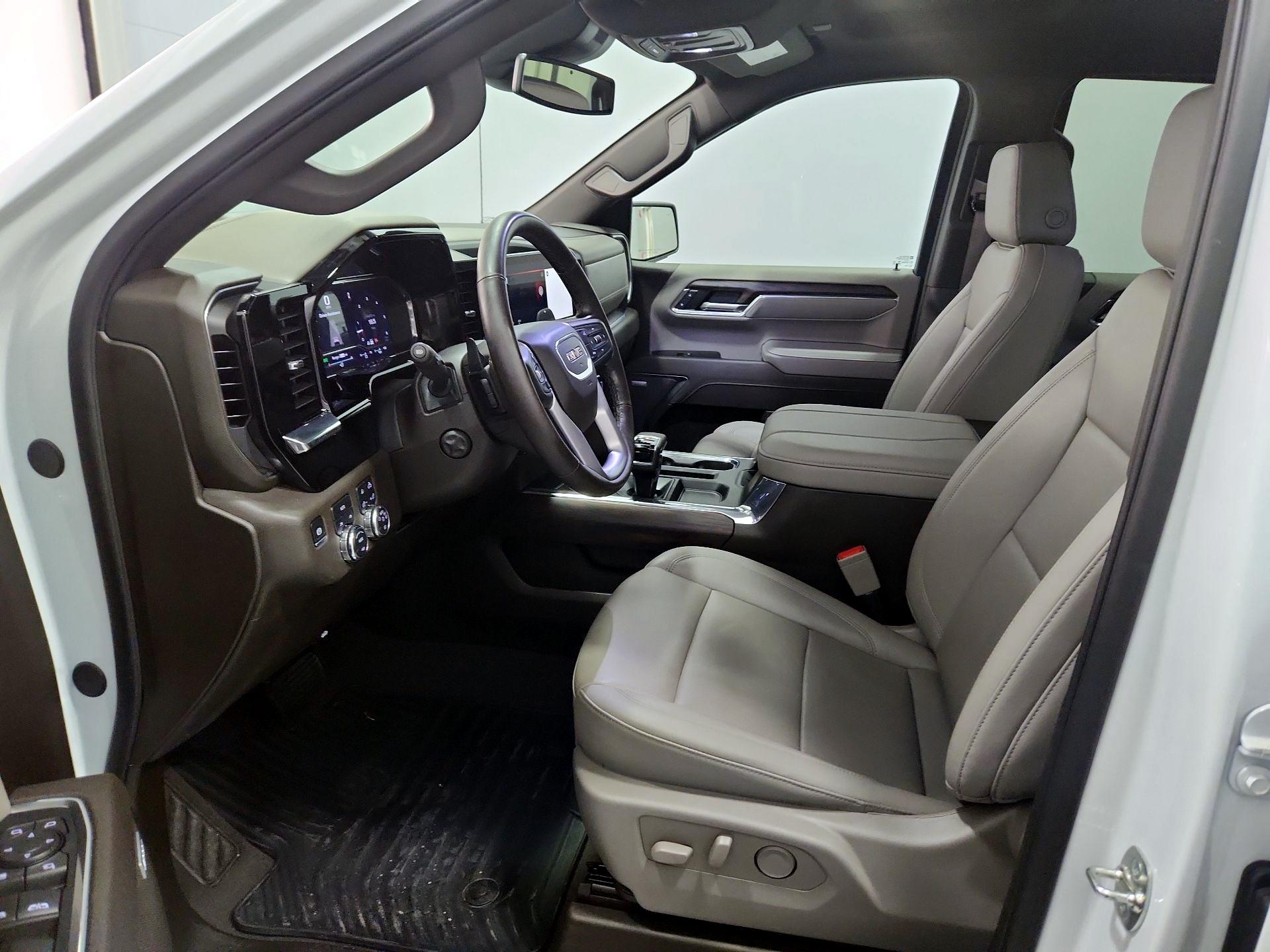 Thumbnail: 2025 GMC Sierra 1500 - 11