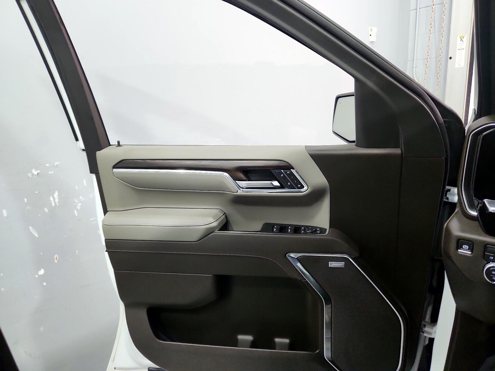 Thumbnail: 2025 GMC Sierra 1500 - 12