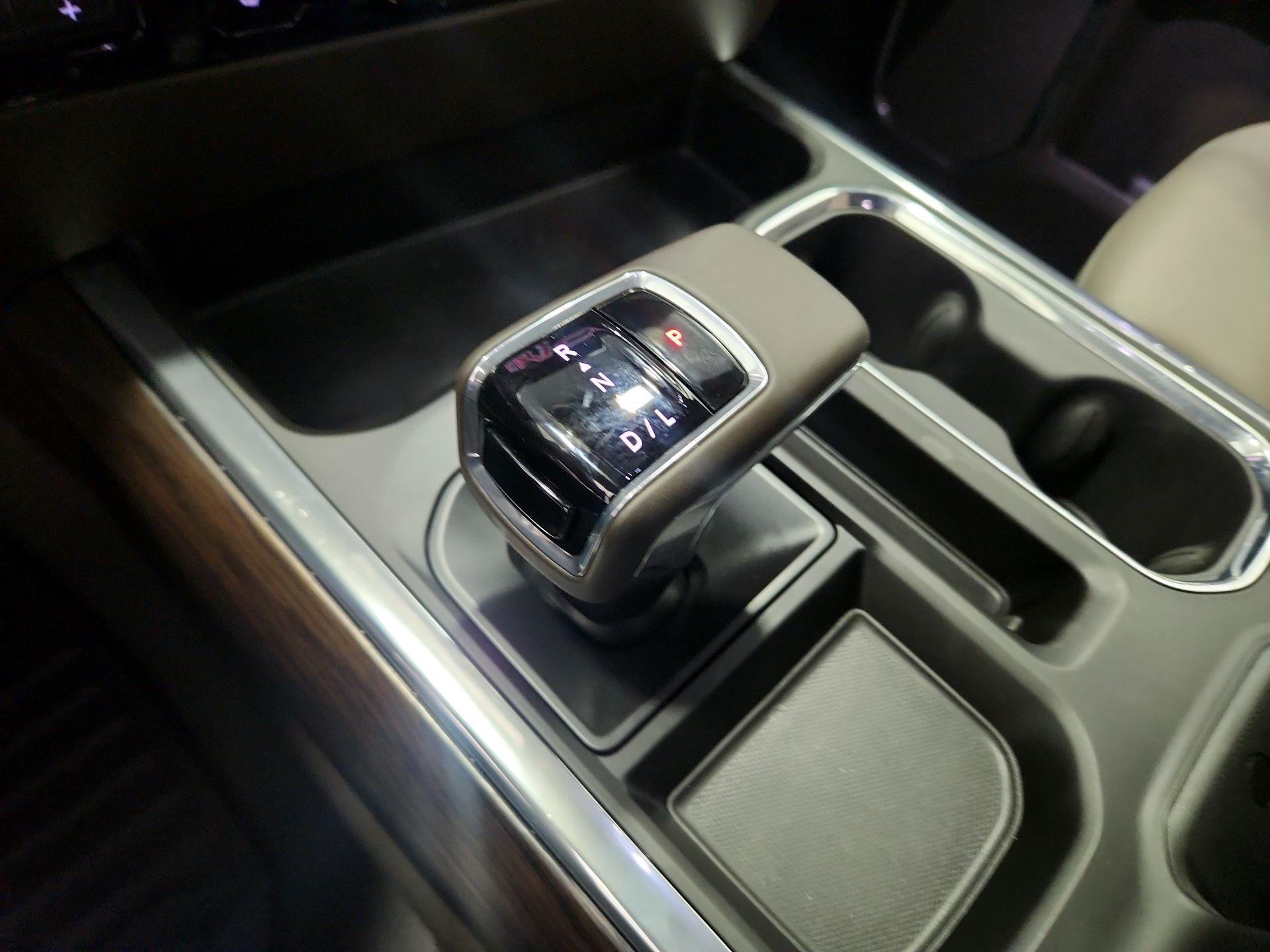 Thumbnail: 2025 GMC Sierra 1500 - 17